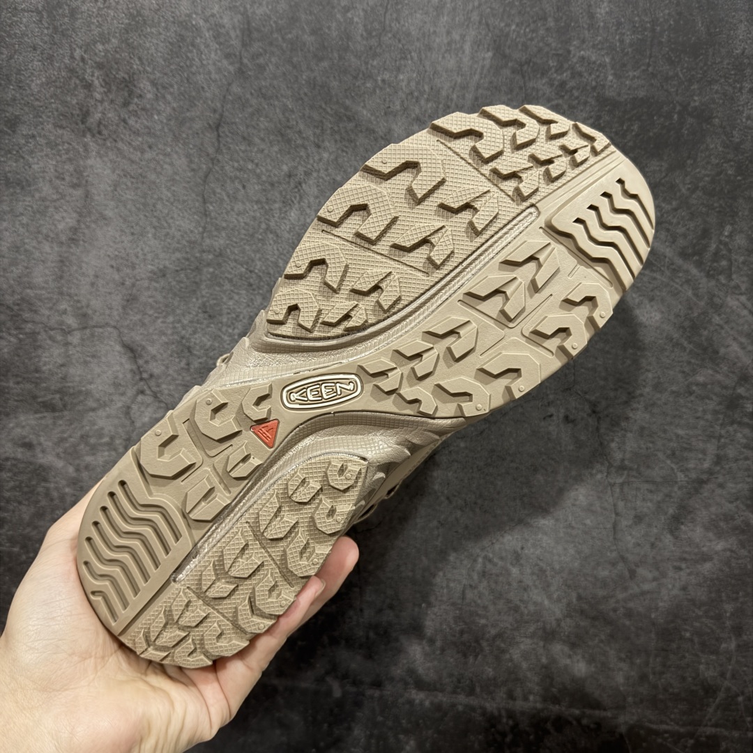 图片[9]-【GX纯原】科恩HYKE x KEEN Hoodzerra Nxis Wp 圆头 减震耐磨 中帮防水户外功能鞋 KEEN再度携手HYKE推出全新合作鞋款 此次合作以超越出身、性别、世代为目的 致力于更好的生活和冒险 将HYKE所推崇的将服饰历史与遗产按照感性独自进化为理念设计而成 推出了具有革新性通用性的混合鞋款HOODZERRA NXIS WP和UNEEK HT MID 该合作鞋款共有黑和森林狼两种颜色可选 货号： 1027979 尺码：35.5-45.5-选品中心