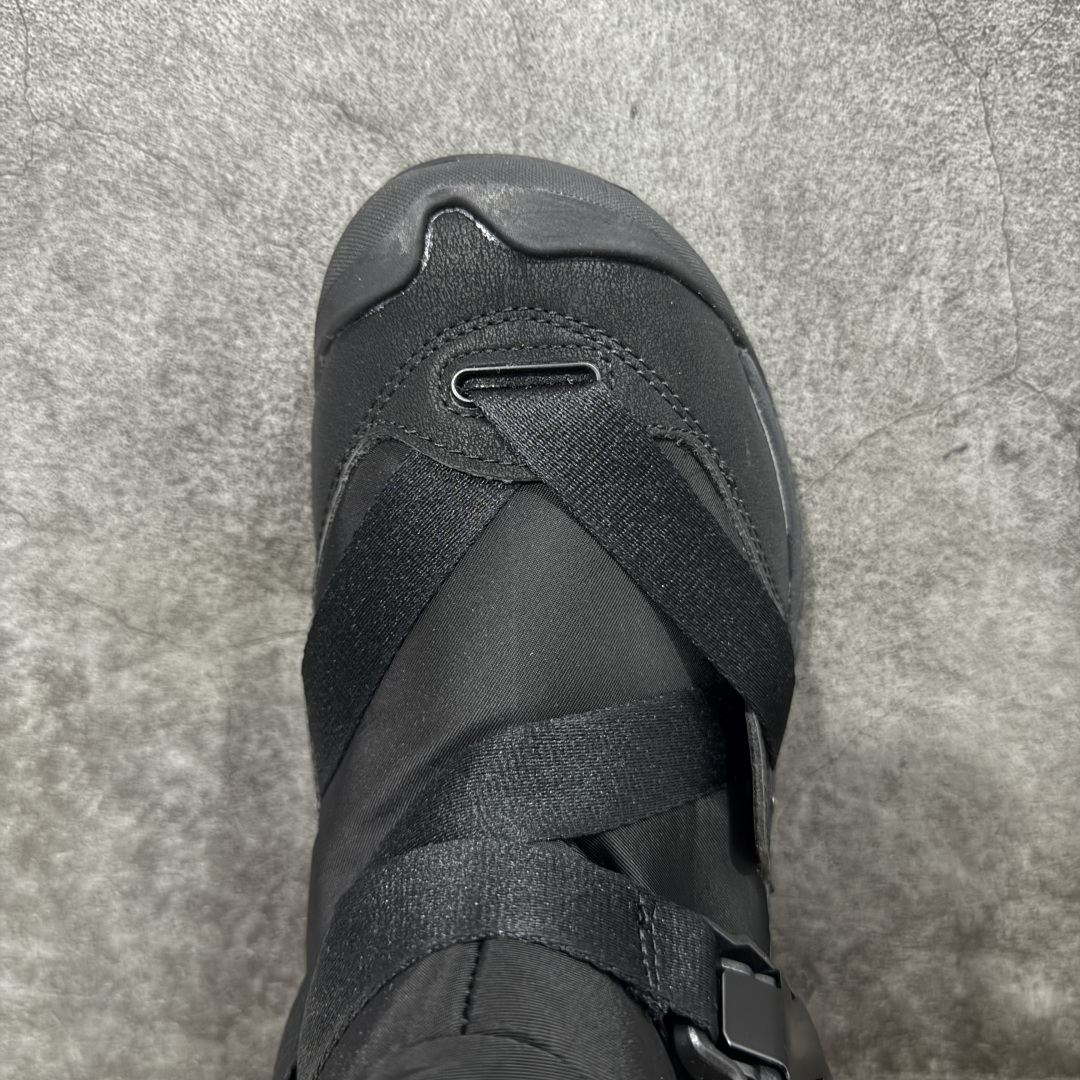 图片[5]-【GX纯原】科恩HYKE x KEEN Hoodzerra Nxis Wp 圆头 减震耐磨 中帮防水户外功能鞋 KEEN再度携手HYKE推出全新合作鞋款 此次合作以超越出身、性别、世代为目的 致力于更好的生活和冒险 将HYKE所推崇的将服饰历史与遗产按照感性独自进化为理念设计而成 推出了具有革新性通用性的混合鞋款HOODZERRA NXIS WP和UNEEK HT MID 该合作鞋款共有黑和森林狼两种颜色可选 货号： 1027979 尺码：35.5-45.5-选品中心