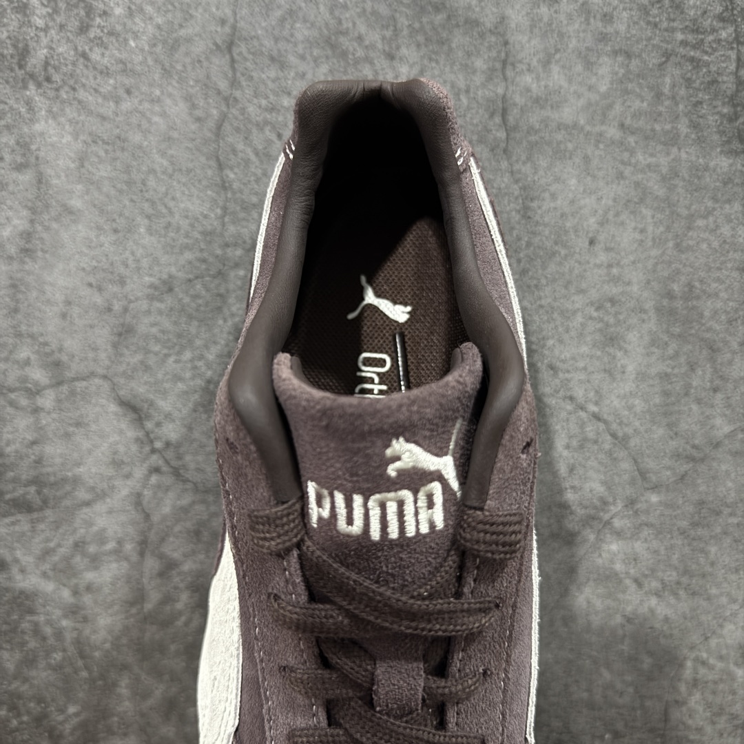 图片[8]-【渠道纯原版】Puma Speedcat OG Sparco 彪马罗马阿莫尔系列 复古运动休闲赛车跑鞋 棕色 403903-01 目前市场最优版本 无论是版型 细节 烫金刺绣走线 完全碾压市场任意版本 欢迎对比🆚 工厂耗时3个月开发 原装档案原数据纸版楦型 采用固色翻毛皮鞋面材质(正确二次成型\’猛帮\’成型工艺🆚区别市面版本!!) 外置原数据开发轻量耐磨橡胶大底💪🏻 全球知名运动品牌PUMA宝马赛车系列 融合了宝马车队的标志性配色 以趣味十足又前卫复古的设计引领潮流 将赛道精神融入街头时尚 开启前卫竞速之旅 主打前卫复古风 Roma鞋款的鞋侧以复古的流线造型 缀以宝马经典Logo 巧妙吸睛 而Speedcat鞋款以亮眼三色条纹元素缀以舒适鞋面 赋予了独特的个性美学 演绎赛车的无尽能量 尺码：35.5-45 货号：403903-01-选品中心