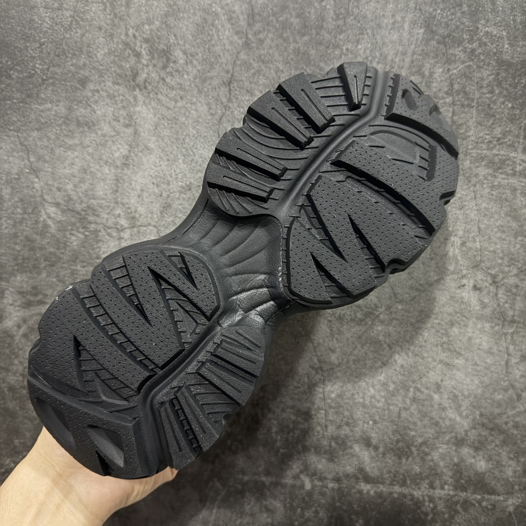 图片[9]-【纯原订单】MLB Winner Chunky 25新款 NY百搭舒适休闲潮流运动厚底增高 防滑耐磨 低帮 老爹鞋 男女同款 银色 潮流厚底时尚街头赛博老爹鞋 MLB官方同步出货 虞书欣等众多潮流明星同款 高弹双层MD大底 原楦原档案数据开发版型（完美鞋头弧度/后套收口效果🆚市面文案版本‼️） 原厂立体填充鞋舌海绵 中底注胶孔原数据开发模具大底原厂转印标市面上唯一纯原版本 原材料打造 内增高6cm 原厂1：1模具开发 原厂进口纳米材质 原盒雷射防伪标包装 天猫订单品质 官网尺码：35 36 36.5 37.5 38 38.5 39 40 40.5 41 42 42.5 43 44 45-选品中心