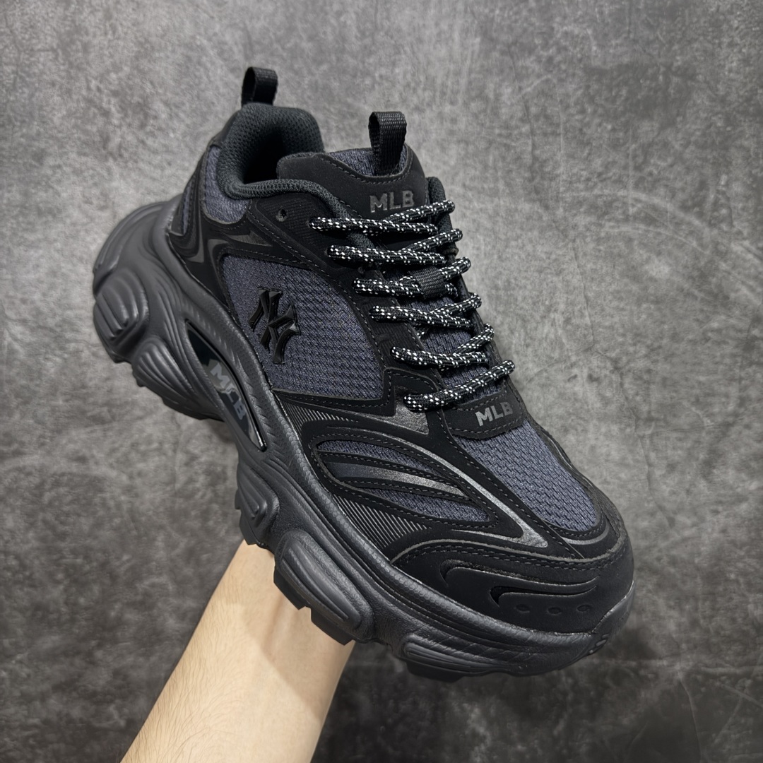 图片[3]-【纯原订单】MLB Winner Chunky 25新款 NY百搭舒适休闲潮流运动厚底增高 防滑耐磨 低帮 老爹鞋 男女同款 银色 潮流厚底时尚街头赛博老爹鞋 MLB官方同步出货 虞书欣等众多潮流明星同款 高弹双层MD大底 原楦原档案数据开发版型（完美鞋头弧度/后套收口效果🆚市面文案版本‼️） 原厂立体填充鞋舌海绵 中底注胶孔原数据开发模具大底原厂转印标市面上唯一纯原版本 原材料打造 内增高6cm 原厂1：1模具开发 原厂进口纳米材质 原盒雷射防伪标包装 天猫订单品质 官网尺码：35 36 36.5 37.5 38 38.5 39 40 40.5 41 42 42.5 43 44 45-选品中心