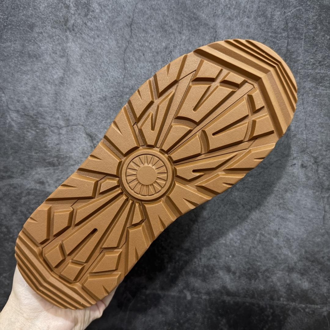 图片[9]-【广东纯原版】UGG秋冬新品（毛绒一体内里🔥保暖锁热）秋冬必备 户外男士休闲鞋雪地靴系列 广东大厂品质 秋冬新款 时尚潮流搭配 面料釆用意大利进口磨砂牛皮 全鞋真牛皮材料 大底到五金都是代工厂原材料制作 好货不杀猪 首单质量严格把控 全套官网统一包装 今年冬季防寒户外专用产品 日常随意搭配 型男必备‼美国轻奢品牌【UGG】Tasman Weather Hybrid 塔斯曼混合系列轻量休闲鞋尺码：39-44-选品中心