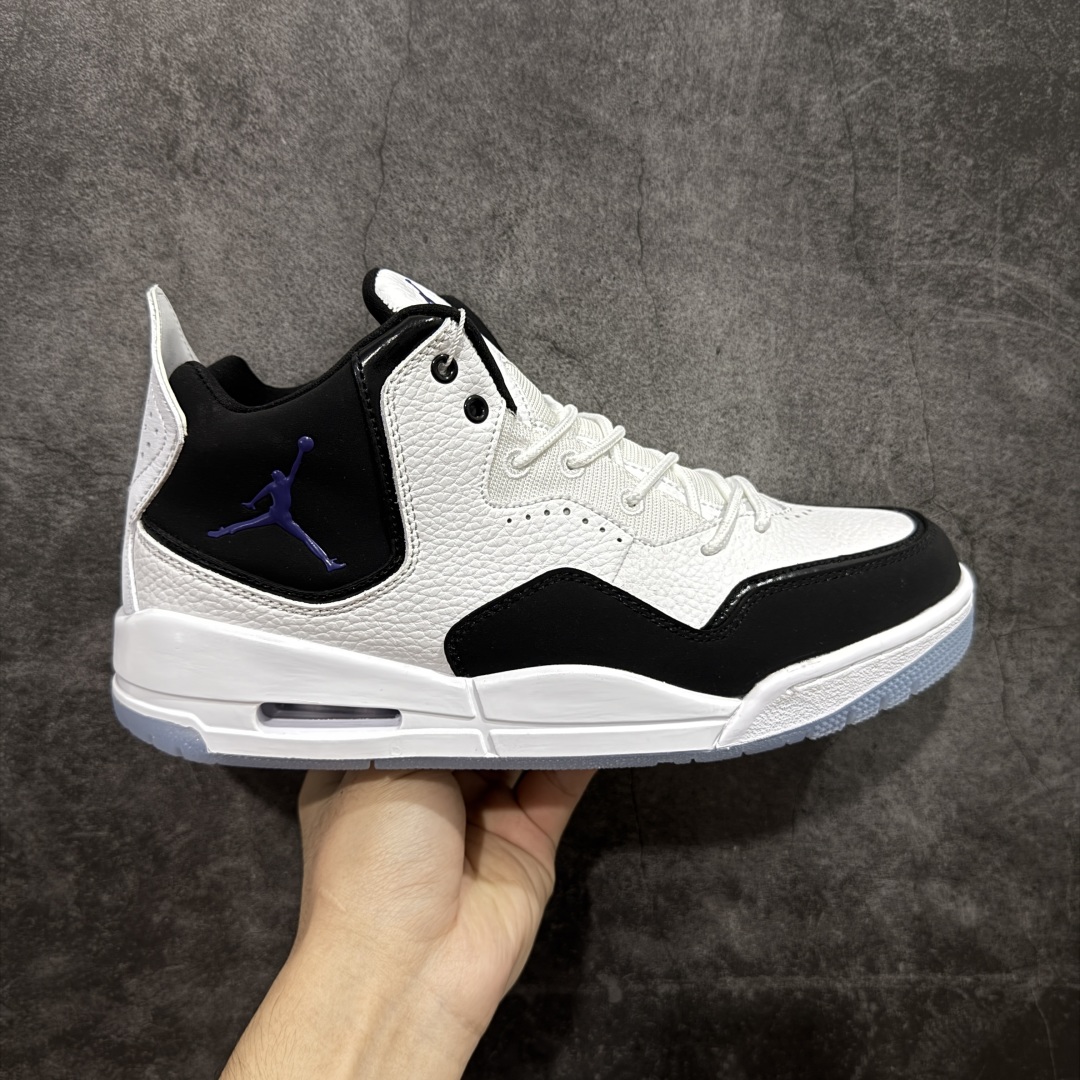 【黑金纯原版】Air Jordan Courtside 23 AJ23 乔23 简版中帮复古休闲运动文化篮球鞋 AR1000-104 原装级别重装出货 正确鞋舌立体高频 原厂数据独家私磨 原厂纸板开发操作 原盒原包装 每双鞋都来自于原鞋开发对色卡，妥妥的放心 采用头层皮皮革以及轻便牛巴皮革 市场最好版本 尺码：36 36.5 37.5 38 38.5 39 40 40.5 41 42 42.5 43 44 44.5 45 46-选品中心