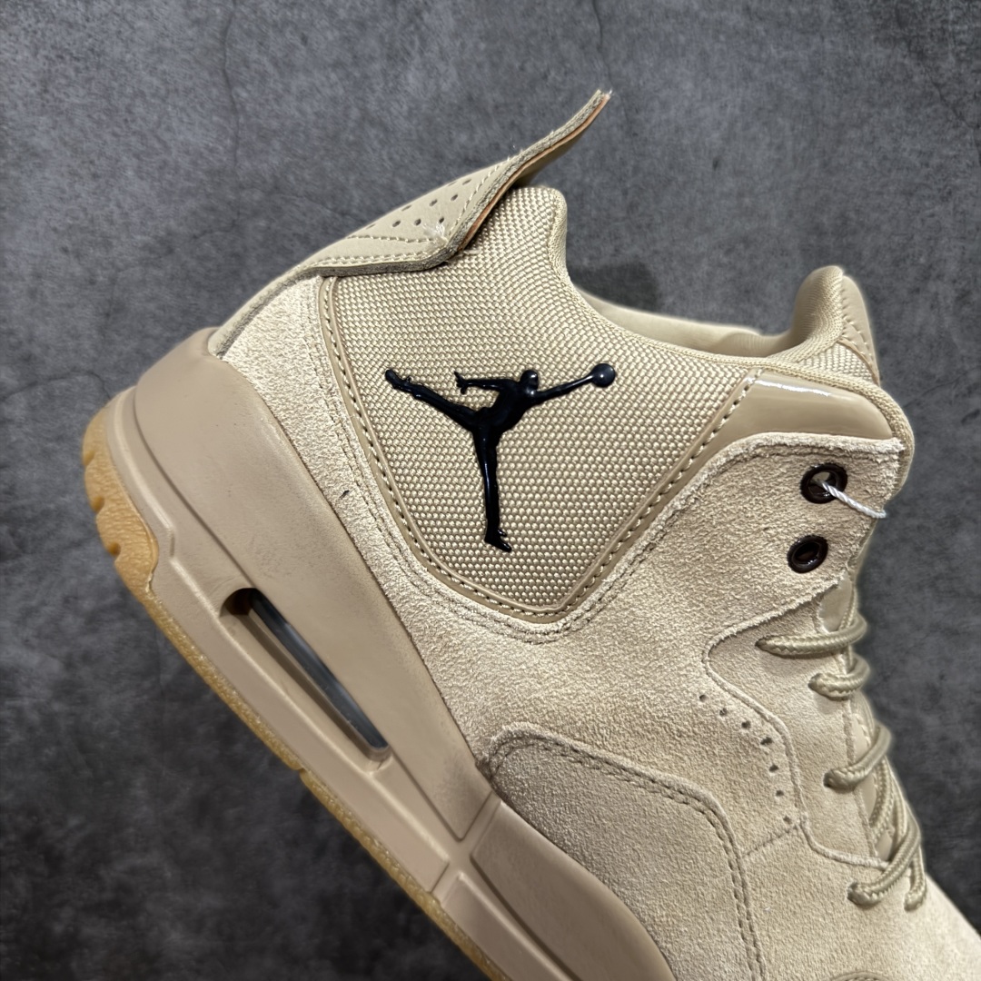 图片[7]-【黑金纯原版】Air Jordan Courtside 23 AJ23 乔23 简版中帮复古休闲运动文化篮球鞋 AT0057-200 原装级别重装出货 正确鞋舌立体高频 原厂数据独家私磨 原厂纸板开发操作 原盒原包装 每双鞋都来自于原鞋开发对色卡，妥妥的放心 采用头层皮皮革以及轻便牛巴皮革 市场最好版本 尺码：36 36.5 37.5 38 38.5 39 40 40.5 41 42 42.5 43 44 44.5 45 46-选品中心