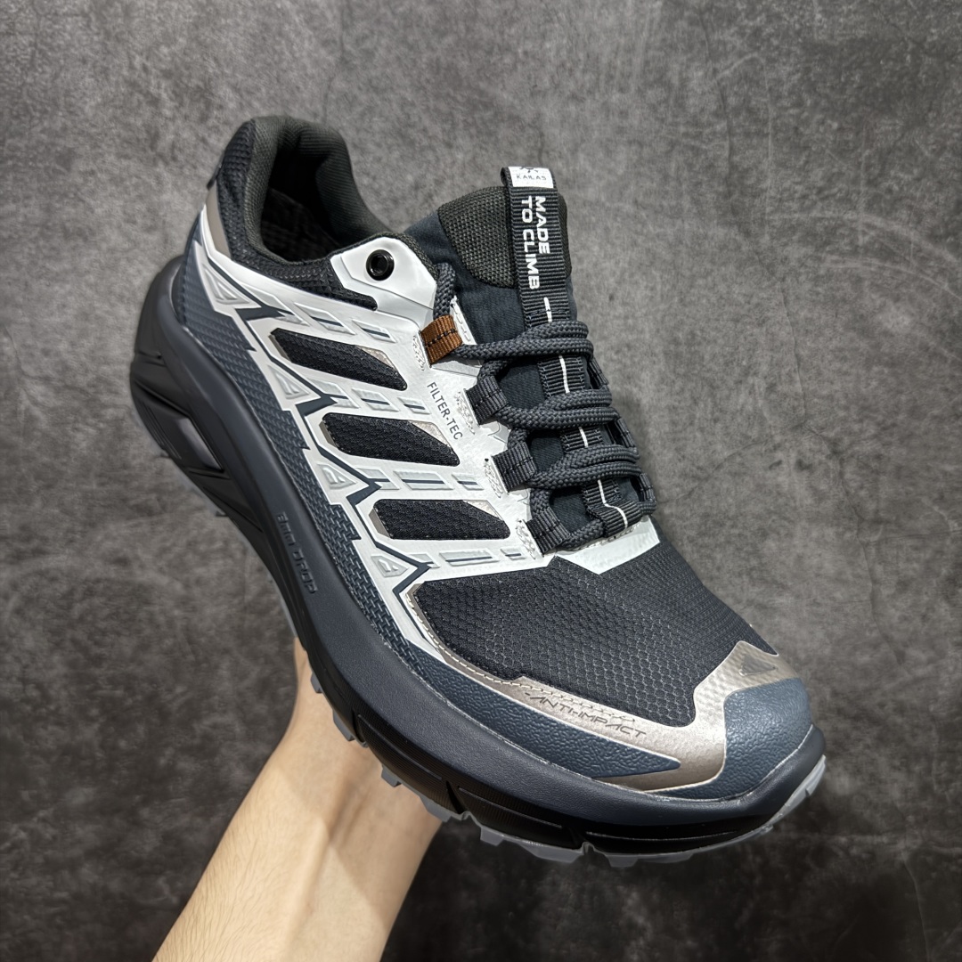 图片[3]-【公司级】凯乐石KAILAS 远征5 Max Flt 舒适简约经典登山 防滑耐磨防水 低帮 徒步鞋 鞋面材质：运用耐磨防砂网布，能防止沙石进入鞋内，同时具备良好的透气性，可让脚部保持干爽。 \\t鞋底性能：搭载Vibram防滑耐磨大底，有出色的抓地力，仿鲨齿纹路设计，能应对各种复杂路面；鞋底还能提供良好的稳定性和支撑力，减少脚部疲劳。 \\t防水技术：采用FILTERTEC防水透气技术，防水指数高达8000mm H₂O，能有效防止雨水渗透，同时能保持脚面干爽。 \\t细节设计：鞋头采用橡胶防撞包边，保护脚趾免受伤害；鞋舌一体式设计，防止碎石泥沙进入；采用亚洲人脚型鞋楦设计，配合中腰包裹，提高舒适性。 适用场景：适合多日或单日轻装徒步，也可用于城市通勤，是一双兼顾户外与日常穿着的多功能鞋子。 尺码：40-45-选品中心