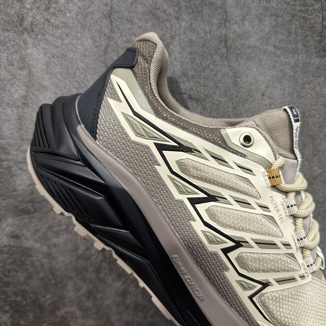 图片[7]-【公司级】凯乐石KAILAS 远征5 Max Flt 舒适简约经典登山 防滑耐磨防水 低帮 徒步鞋 鞋面材质：运用耐磨防砂网布，能防止沙石进入鞋内，同时具备良好的透气性，可让脚部保持干爽。 \\t鞋底性能：搭载Vibram防滑耐磨大底，有出色的抓地力，仿鲨齿纹路设计，能应对各种复杂路面；鞋底还能提供良好的稳定性和支撑力，减少脚部疲劳。 \\t防水技术：采用FILTERTEC防水透气技术，防水指数高达8000mm H₂O，能有效防止雨水渗透，同时能保持脚面干爽。 \\t细节设计：鞋头采用橡胶防撞包边，保护脚趾免受伤害；鞋舌一体式设计，防止碎石泥沙进入；采用亚洲人脚型鞋楦设计，配合中腰包裹，提高舒适性。 适用场景：适合多日或单日轻装徒步，也可用于城市通勤，是一双兼顾户外与日常穿着的多功能鞋子。 尺码：40-45-选品中心