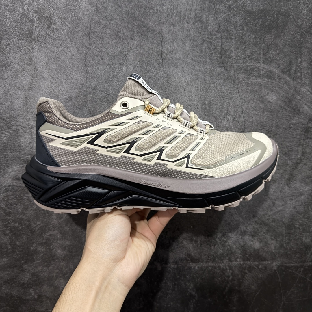 【公司级】凯乐石KAILAS 远征5 Max Flt 舒适简约经典登山 防滑耐磨防水 低帮 徒步鞋 鞋面材质：运用耐磨防砂网布，能防止沙石进入鞋内，同时具备良好的透气性，可让脚部保持干爽。 \\t鞋底性能：搭载Vibram防滑耐磨大底，有出色的抓地力，仿鲨齿纹路设计，能应对各种复杂路面；鞋底还能提供良好的稳定性和支撑力，减少脚部疲劳。 \\t防水技术：采用FILTERTEC防水透气技术，防水指数高达8000mm H₂O，能有效防止雨水渗透，同时能保持脚面干爽。 \\t细节设计：鞋头采用橡胶防撞包边，保护脚趾免受伤害；鞋舌一体式设计，防止碎石泥沙进入；采用亚洲人脚型鞋楦设计，配合中腰包裹，提高舒适性。 适用场景：适合多日或单日轻装徒步，也可用于城市通勤，是一双兼顾户外与日常穿着的多功能鞋子。 尺码：40-45-选品中心