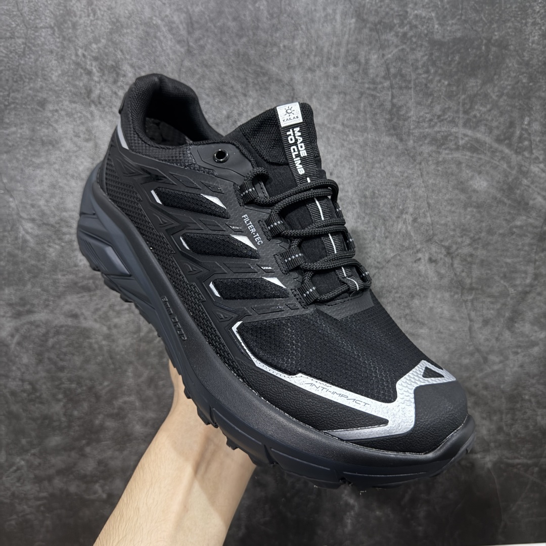 图片[3]-【公司级】凯乐石KAILAS 远征5 Max Flt 舒适简约经典登山 防滑耐磨防水 低帮 徒步鞋 鞋面材质：运用耐磨防砂网布，能防止沙石进入鞋内，同时具备良好的透气性，可让脚部保持干爽。 \\t鞋底性能：搭载Vibram防滑耐磨大底，有出色的抓地力，仿鲨齿纹路设计，能应对各种复杂路面；鞋底还能提供良好的稳定性和支撑力，减少脚部疲劳。 \\t防水技术：采用FILTERTEC防水透气技术，防水指数高达8000mm H₂O，能有效防止雨水渗透，同时能保持脚面干爽。 \\t细节设计：鞋头采用橡胶防撞包边，保护脚趾免受伤害；鞋舌一体式设计，防止碎石泥沙进入；采用亚洲人脚型鞋楦设计，配合中腰包裹，提高舒适性。 适用场景：适合多日或单日轻装徒步，也可用于城市通勤，是一双兼顾户外与日常穿着的多功能鞋子。 尺码：40-45-选品中心