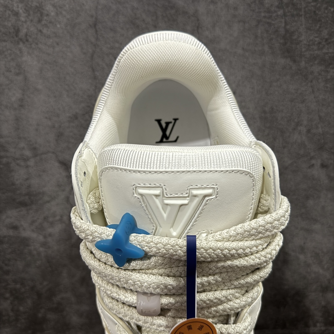 图片[8]-【PK纯原版】Louis Vuitton 路易威登 LV Trainer Maxi 小胖丁系列面包鞋 白胖丁 海淘代购同渠道品质 高端零售 外贸充正专供 原版购入开发 ZP级全套包装 完美楦型 正确卡色 大底TPU 质感媲美原版 细节与原版一致 请注意区分市面通货材 尺码：39 40 41 42 43 44 45 46-选品中心
