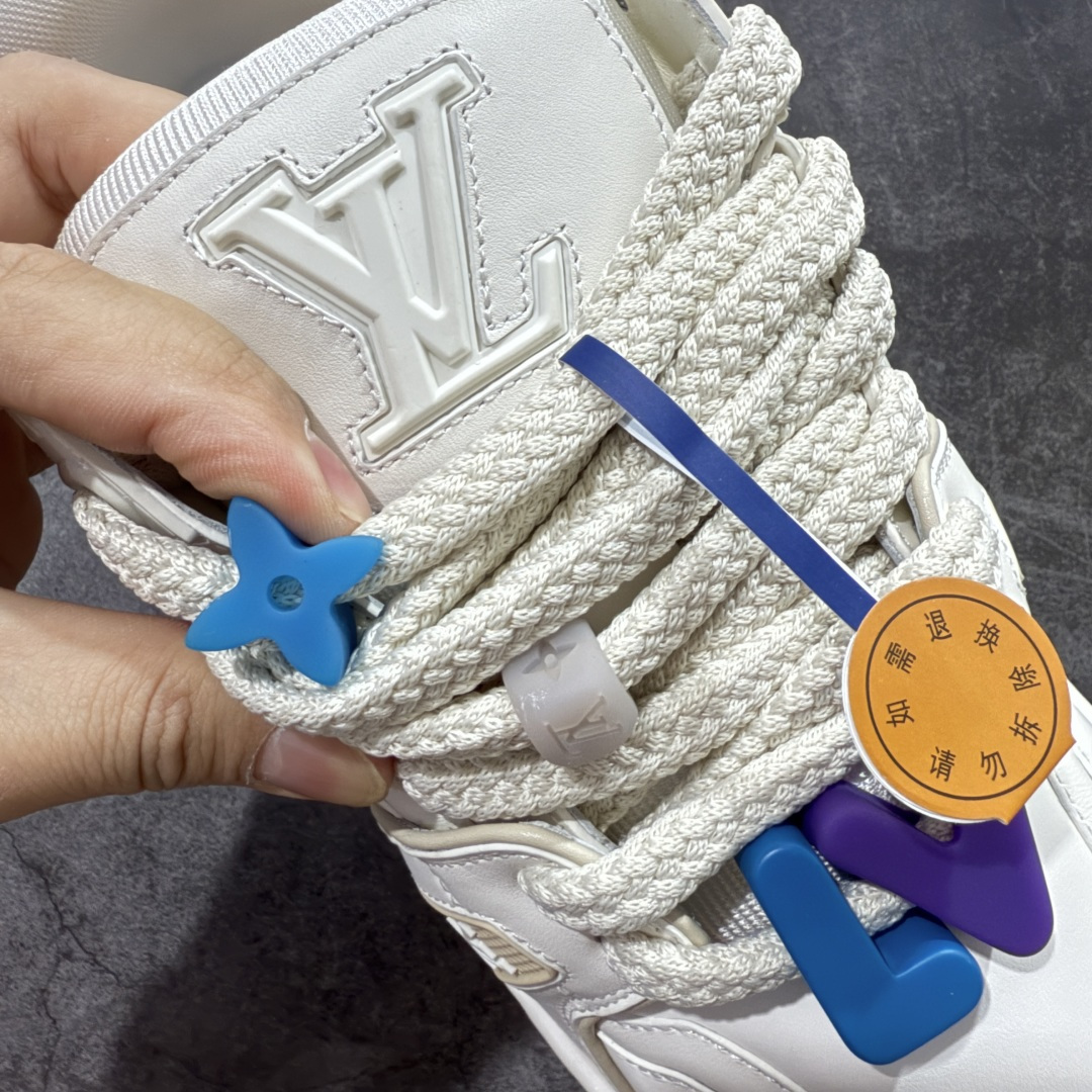 图片[6]-【PK纯原版】Louis Vuitton 路易威登 LV Trainer Maxi 小胖丁系列面包鞋 白胖丁 海淘代购同渠道品质 高端零售 外贸充正专供 原版购入开发 ZP级全套包装 完美楦型 正确卡色 大底TPU 质感媲美原版 细节与原版一致 请注意区分市面通货材 尺码：39 40 41 42 43 44 45 46-选品中心