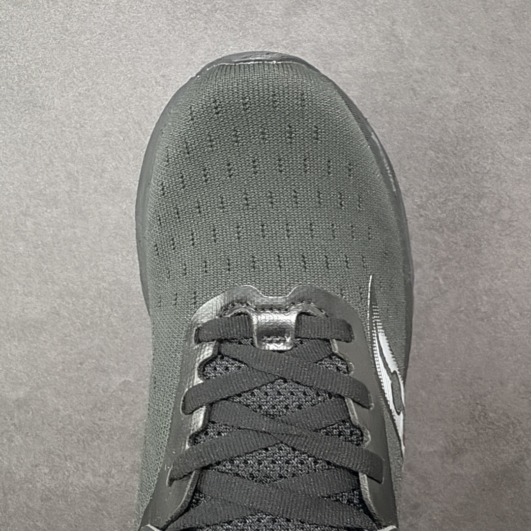 图片[8]-【公司级】索康尼/Saucony Triumph 22 胜利22代系列低帮轻量舒适多功能休闲运动慢跑鞋 采用工学透气网织鞋面材质#内嵌3D环绕包裹缓震鞋垫#中底搭载 PWRRUN+高弹缓震泡棉材质,舒适踩S感!!#外置镂空XT-900橡胶大底 货号：S20964-201 尺码：36-45-选品中心