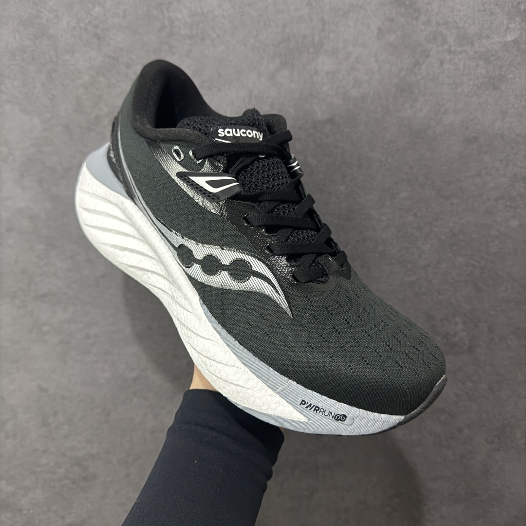 图片[3]-【公司级】索康尼/Saucony Triumph 22 胜利22代系列低帮轻量舒适多功能休闲运动慢跑鞋 采用工学透气网织鞋面材质#内嵌3D环绕包裹缓震鞋垫#中底搭载 PWRRUN+高弹缓震泡棉材质,舒适踩S感!!#外置镂空XT-900橡胶大底 货号：S20964-200 尺码：36-45-选品中心