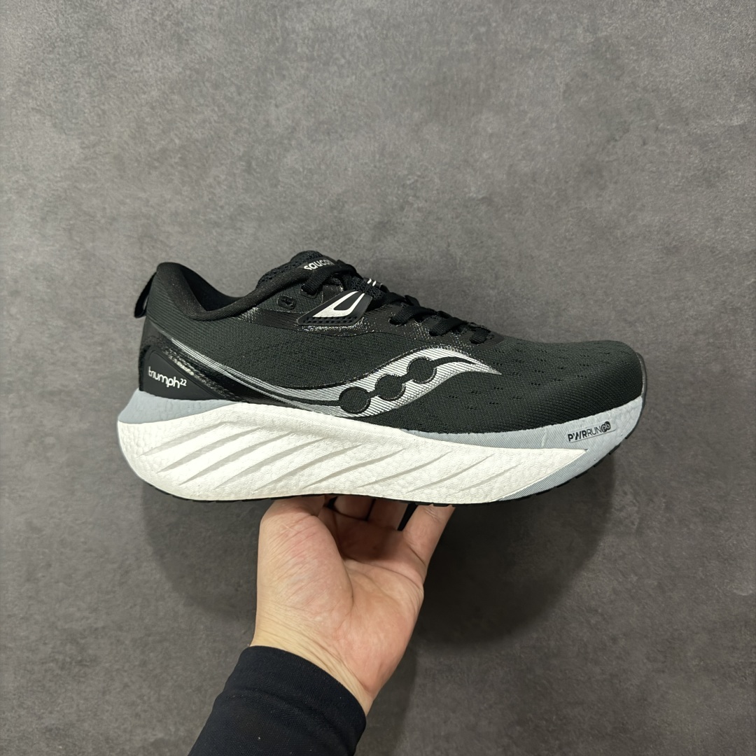 【公司级】索康尼/Saucony Triumph 22 胜利22代系列低帮轻量舒适多功能休闲运动慢跑鞋 采用工学透气网织鞋面材质#内嵌3D环绕包裹缓震鞋垫#中底搭载 PWRRUN+高弹缓震泡棉材质,舒适踩S感!!#外置镂空XT-900橡胶大底 货号：S20964-200 尺码：36-45-选品中心