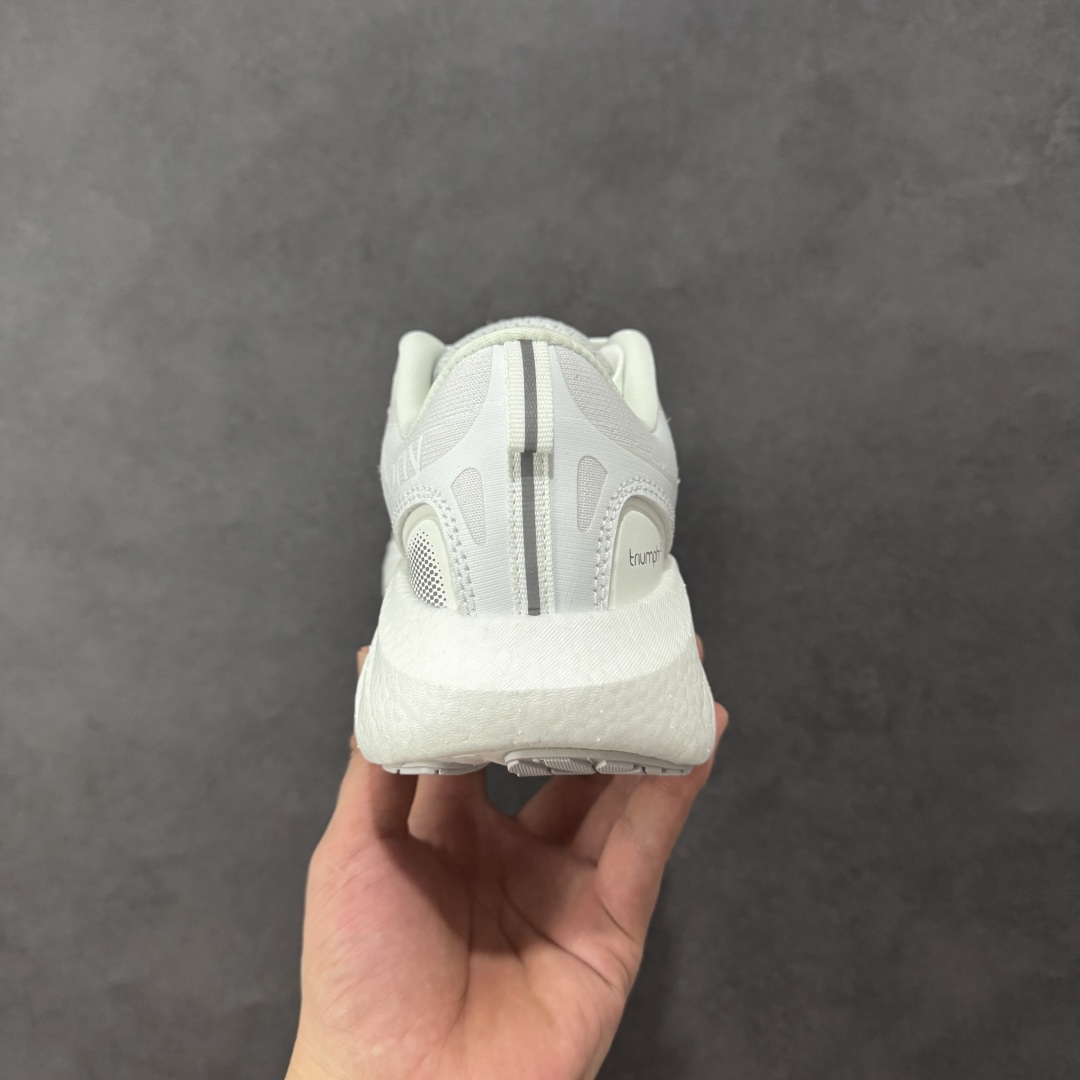 图片[4]-【公司级】索康尼/Saucony Triumph 22 胜利22代系列低帮轻量舒适多功能休闲运动慢跑鞋 采用工学透气网织鞋面材质#内嵌3D环绕包裹缓震鞋垫#中底搭载 PWRRUN+高弹缓震泡棉材质,舒适踩S感!!#外置镂空XT-900橡胶大底 货号：S20964-203 尺码：36-45-选品中心