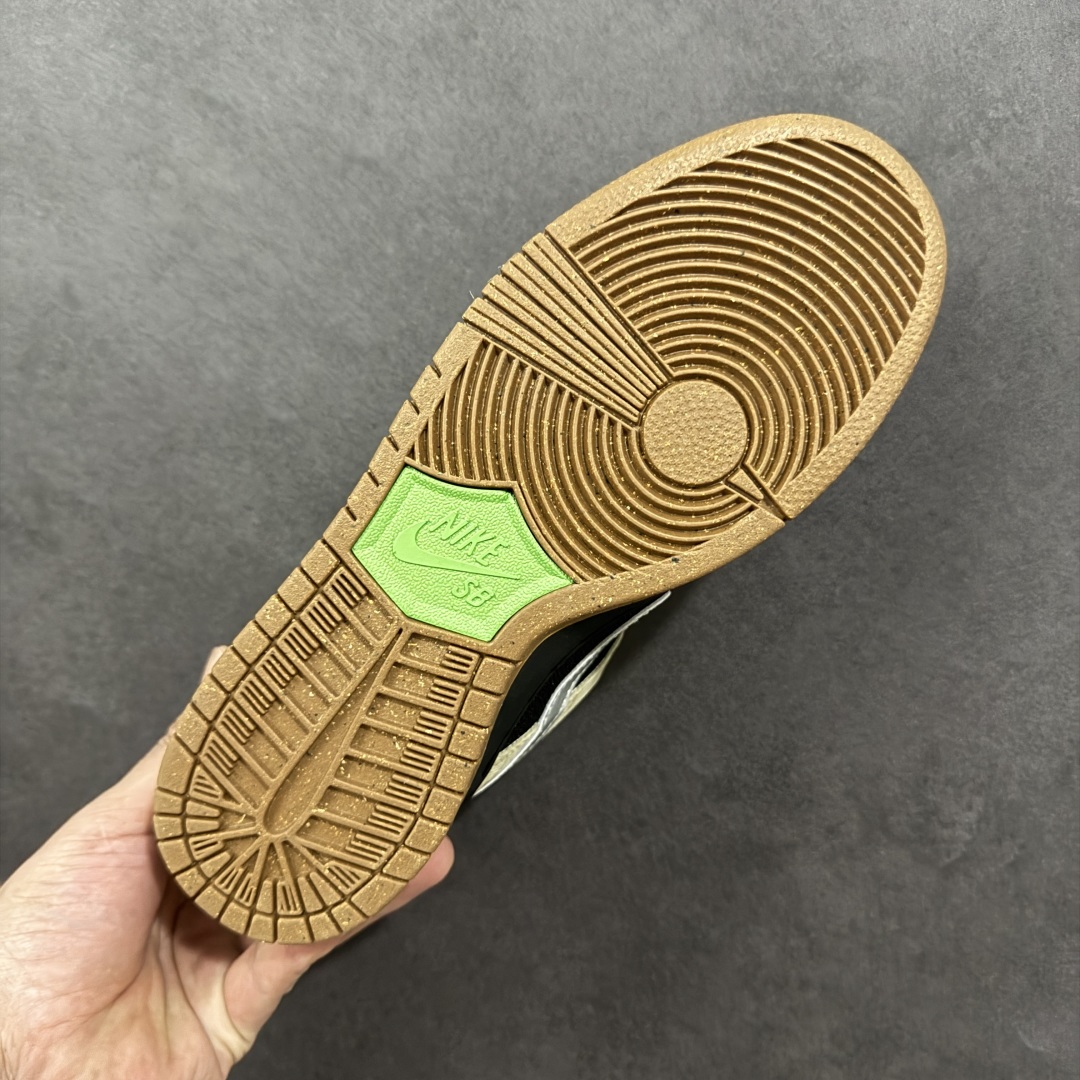 图片[9]-【公司级】Nike SB Dunk Low PRO 棕黑 纯原大厂出品 极力推荐 原装头层材料 独家版型蒸餾加工 帶來的是更好的视觉和脚感体验 大厂纯原品质出货 清洁度 电绣工艺 皮料切割干净无任何毛边 细节完美 货号：FQ7585-200 尺码：36 36.5 37.5 38 38.5 39 40 40.5 41 42 42.5 43 44 44.5 45-选品中心