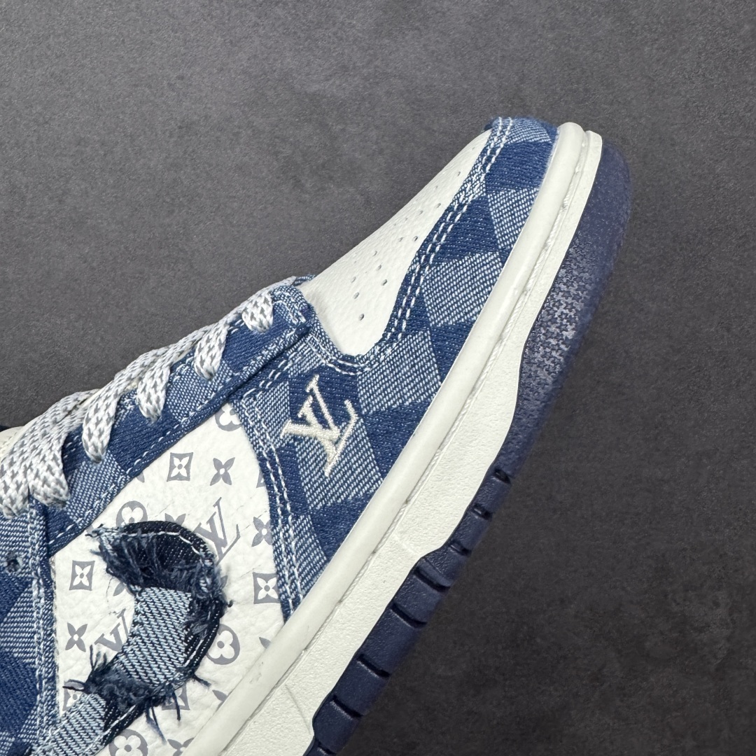 图片[5]-【定制版】Nike SB Dunk Low LV联名 白蓝格子牛仔 高端定制 低帮休闲板鞋 YF9511-900  #定制鞋盒 高端防水材料 顶级夜光效 Ortholite鞋垫透气防臭 大厂纯原品质出货 超高清洁度 皮料切割干净无任何毛边 细节完美   尺码：36 36.5 37.5 38 38.5 39 40 40.5 41 42 42.5 43 44 44.5 45 编码：HXSB330340-选品中心