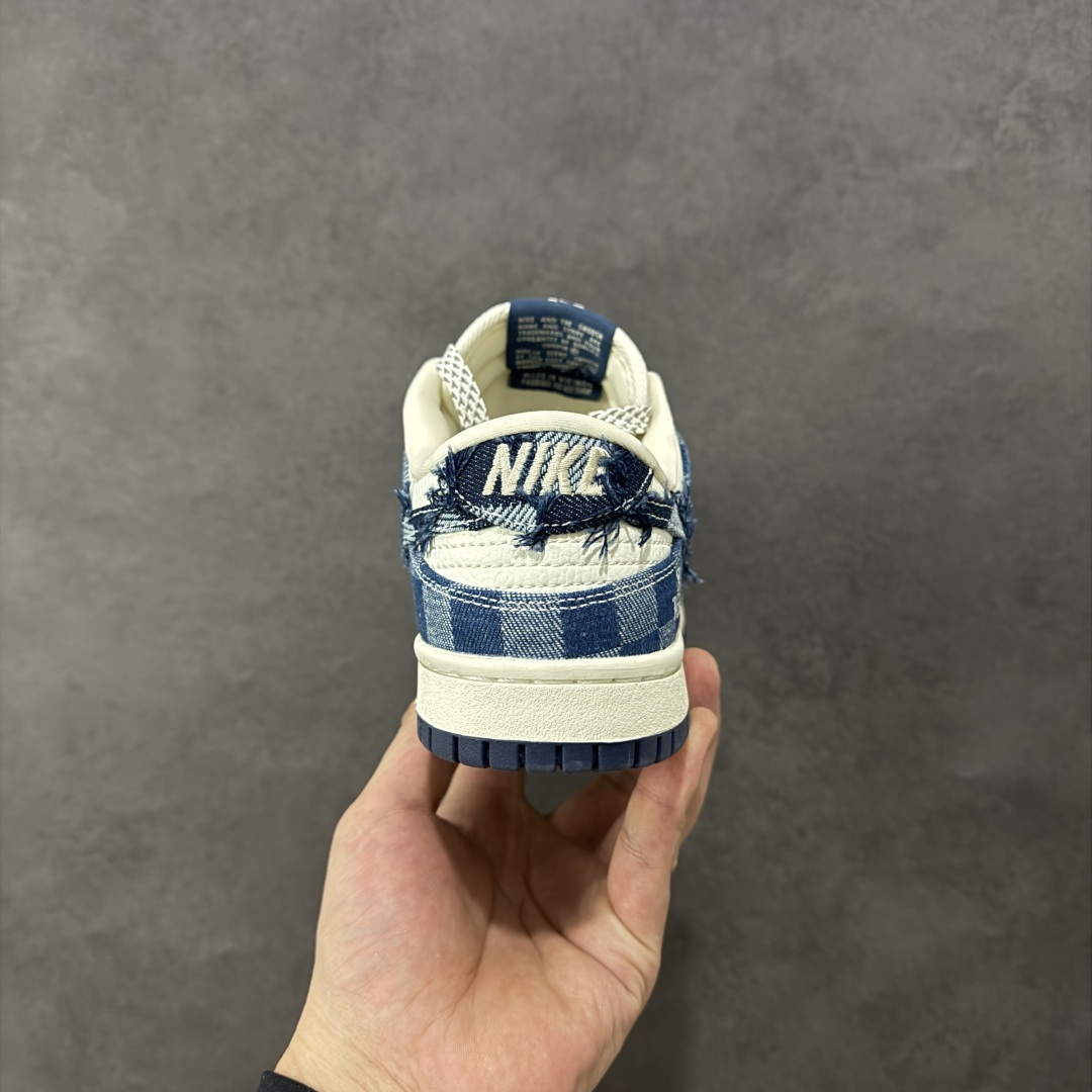 图片[4]-【定制版】Nike SB Dunk Low LV联名 白蓝格子牛仔 高端定制 低帮休闲板鞋 YF9511-900  #定制鞋盒 高端防水材料 顶级夜光效 Ortholite鞋垫透气防臭 大厂纯原品质出货 超高清洁度 皮料切割干净无任何毛边 细节完美   尺码：36 36.5 37.5 38 38.5 39 40 40.5 41 42 42.5 43 44 44.5 45 编码：HXSB330340-选品中心