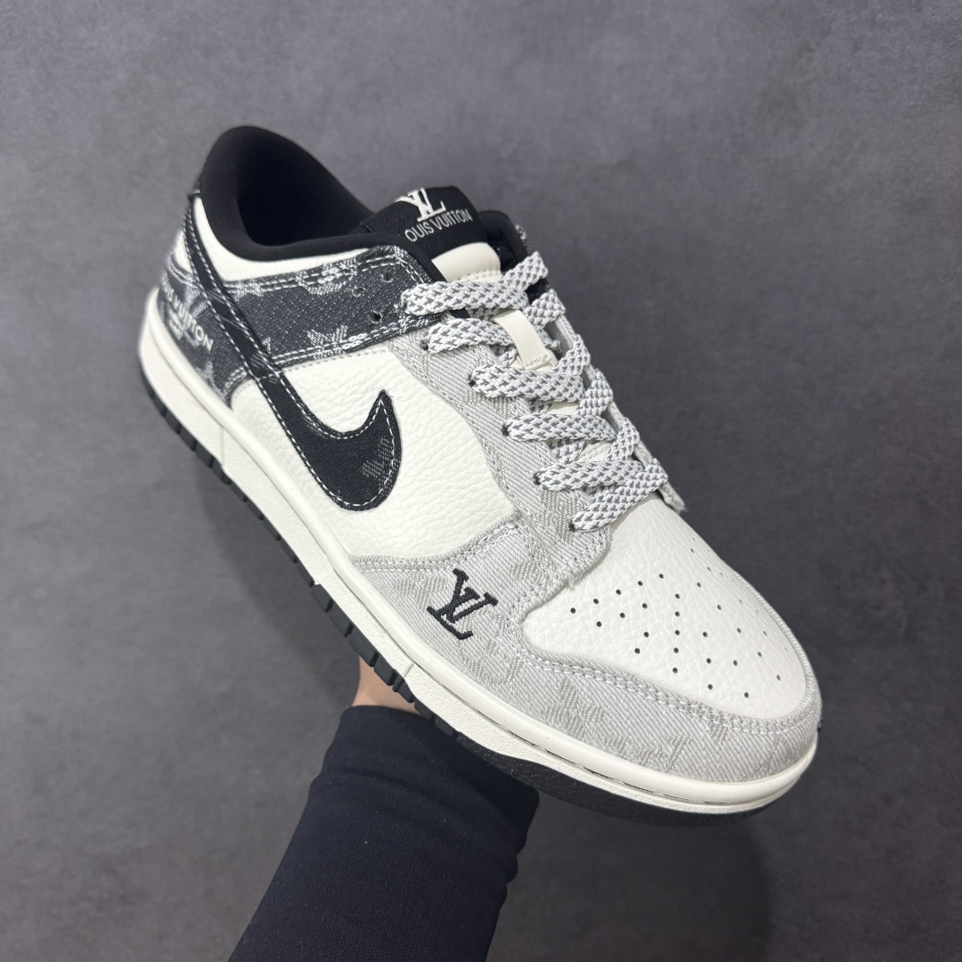 图片[3]-【定制版】Nike SB Dunk Low LV联名 拼接牛仔 高端定制 低帮休闲板鞋 SC0601-471  #定制鞋盒 大厂纯原品质出货 超高清洁度 皮料切割干净无任何毛边 细节完美  尺码：36 36.5 37.5 38 38.5 39 40 40.5 41 42 42.5 43 44 44.5 45 编码：HXSB330340-选品中心