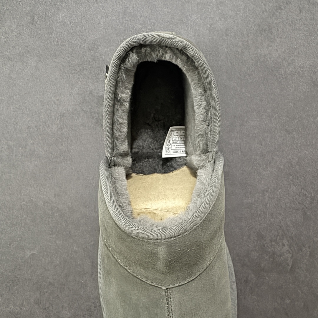 图片[7]-【SP顶级版】UGG 冬季雪地靴 海登休闲一脚蹬 M/1138333 原代工厂隆丰A级真羊毛皮一体完全遵循正平正品，精选A级羊皮毛一体材质，内里毛绒如云朵般包裹双脚，白带恒温属性一寒锁温抗冻，股季透气排湿，让双脚时刻处于干爽舒适的状态，轻量化设计搭配柔韧鞋底，每一步都似踩在软垫上，再加上贴合足型的弧度与足跟支撑，无论是居家休憩,外出通勤还是日常跑腿，全天行走也无负担。 从经典高筒靴到简约拖鞋，从基础中性色到潮流设计，既能与牛仔裤、卫衣打造随性日常，也能搭配裙子、男女同款更能轻松适配情侣穿搭。 优质羊皮毛天生耐磨损，搭配扎实工艺与防水科技加持，能抵御日常磨损与雨雪侵袭。一双穿数年仍能保持柔软质感💪🏻 尺码：39-45-选品中心