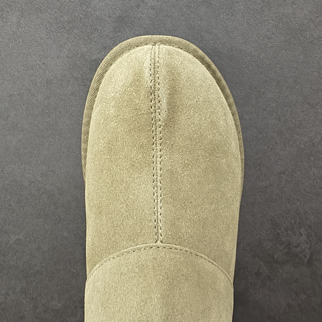 图片[8]-【SP顶级版】UGG 冬季雪地靴 海登休闲一脚蹬 M/1138333 原代工厂隆丰A级真羊毛皮一体完全遵循正平正品，精选A级羊皮毛一体材质，内里毛绒如云朵般包裹双脚，白带恒温属性一寒锁温抗冻，股季透气排湿，让双脚时刻处于干爽舒适的状态，轻量化设计搭配柔韧鞋底，每一步都似踩在软垫上，再加上贴合足型的弧度与足跟支撑，无论是居家休憩,外出通勤还是日常跑腿，全天行走也无负担。 从经典高筒靴到简约拖鞋，从基础中性色到潮流设计，既能与牛仔裤、卫衣打造随性日常，也能搭配裙子、男女同款更能轻松适配情侣穿搭。 优质羊皮毛天生耐磨损，搭配扎实工艺与防水科技加持，能抵御日常磨损与雨雪侵袭。一双穿数年仍能保持柔软质感💪🏻 尺码：39-45-选品中心