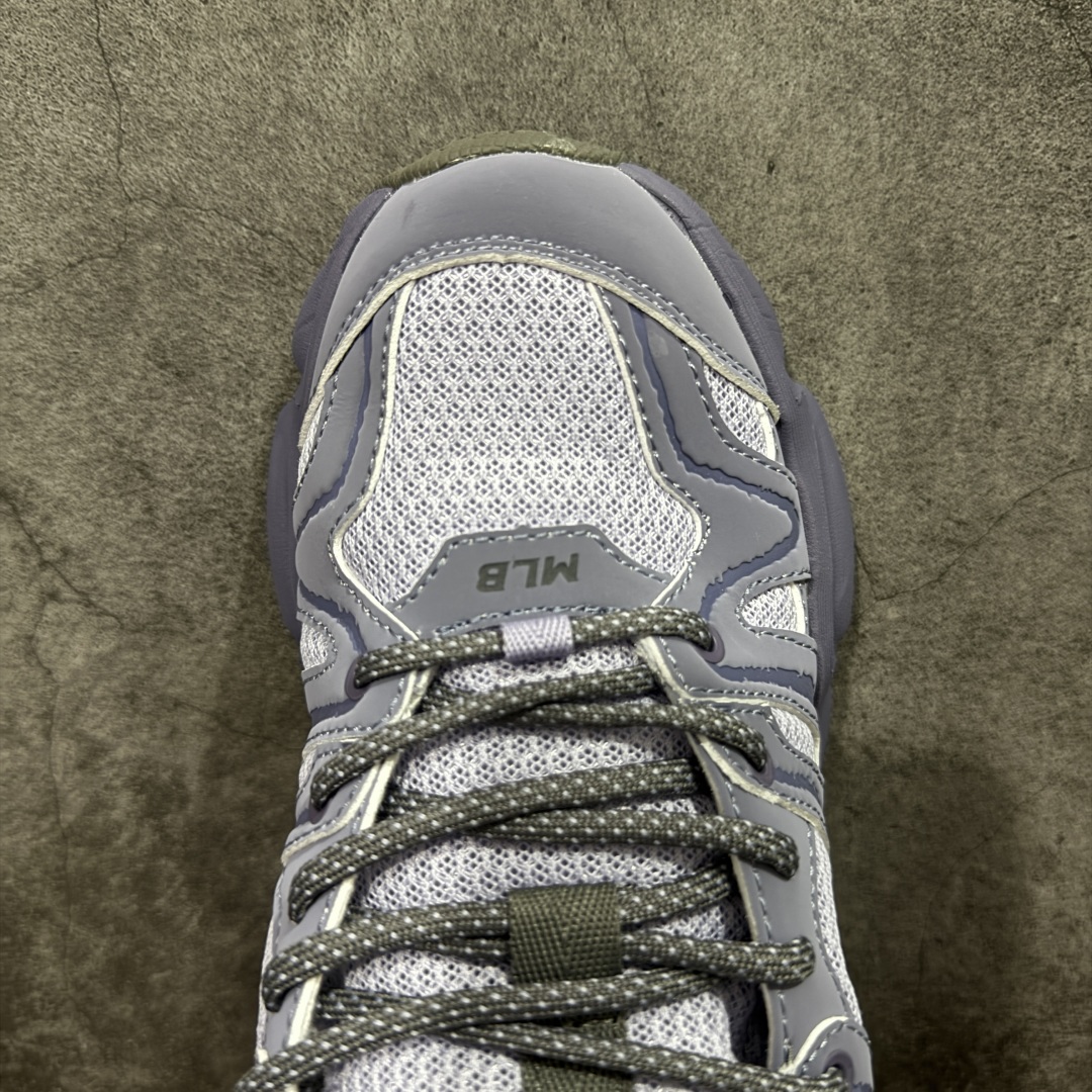 图片[5]-【纯原版】MLB Winner Chunky 25新款 NY百搭舒适休闲潮流运动厚底增高 防滑耐磨 低帮 老爹鞋 男女同款 潮流厚底时尚街头赛博皮面老爹鞋 MLB官方同步出货 虞书欣等众多潮流明星同款 高弹双层MD大底 原楦原档案数据开发版型（完美鞋头弧度/后套收口效果🆚市面文案版本‼️） 原厂立体填充鞋舌海绵 中底注胶孔原数据开发模具大底原厂转印标市面上唯一纯原版本 原材料打造 内增高6cm 原厂1：1模具开发 原厂进口纳米材质 原厂 全套手提袋 原盒雷射防伪标包装 天猫订单品质 官网尺码：35 36 36.5 37.5 38 38.5 39 40 40.5 41 42 42.5 43 44 45-选品中心