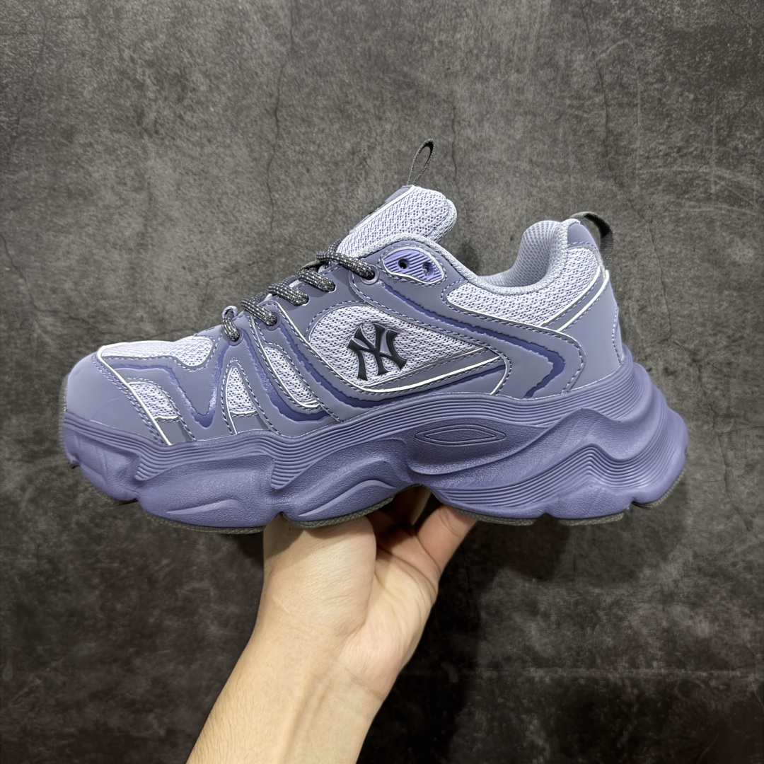 图片[2]-【纯原版】MLB Winner Chunky 25新款 NY百搭舒适休闲潮流运动厚底增高 防滑耐磨 低帮 老爹鞋 男女同款 潮流厚底时尚街头赛博皮面老爹鞋 MLB官方同步出货 虞书欣等众多潮流明星同款 高弹双层MD大底 原楦原档案数据开发版型（完美鞋头弧度/后套收口效果🆚市面文案版本‼️） 原厂立体填充鞋舌海绵 中底注胶孔原数据开发模具大底原厂转印标市面上唯一纯原版本 原材料打造 内增高6cm 原厂1：1模具开发 原厂进口纳米材质 原厂 全套手提袋 原盒雷射防伪标包装 天猫订单品质 官网尺码：35 36 36.5 37.5 38 38.5 39 40 40.5 41 42 42.5 43 44 45-选品中心