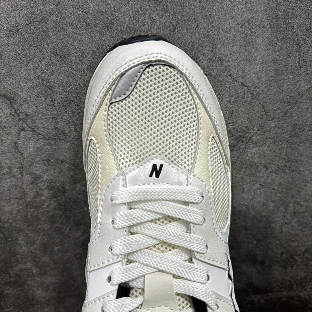 图片[5]-【BC纯原版】New Balance NB2002R系列 ML2002RQ 全新版本 东莞大厂出品 市场第一梯队品质 绝对秒杀市场货 完美版型 正确组合大底 价格一步到位‼️ 全套原楦原纸板原厂数据开发 进口三明治网面 原装进口皮料正确绒感卡色 正确中底拉帮中底网布细节 原厂标裁 带紫光防伪 定制后跟透明水晶模块 冲裁组合 大底贴合程度胶水上色把控完美 整洁度挑战全网艺术家 多道序QC把关品质完善 匠心打造 耗时多月开发完成 工艺极其复杂难度可想而知 新开独立私模大底 正确六层组合大底 高端零售专供产物 尺码：36 37 37.5 38 38.5 39 40 40.5 41 42 42.5 43 44 45 46 47.5-选品中心
