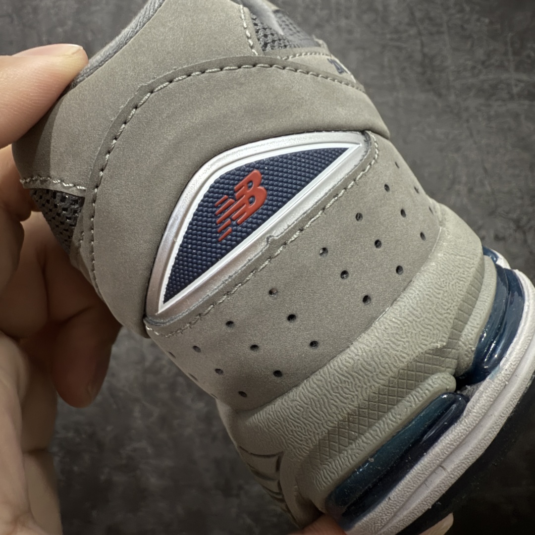 图片[2]-【BC纯原版】New Balance NB2002R系列 ML2002RA 全新版本 东莞大厂出品 市场第一梯队品质 绝对秒杀市场货 完美版型 正确组合大底 价格一步到位‼️ 全套原楦原纸板原厂数据开发 进口三明治网面 原装进口皮料正确绒感卡色 正确中底拉帮中底网布细节 原厂标裁 带紫光防伪 定制后跟透明水晶模块 冲裁组合 大底贴合程度胶水上色把控完美 整洁度挑战全网艺术家 多道序QC把关品质完善 匠心打造 耗时多月开发完成 工艺极其复杂难度可想而知 新开独立私模大底 正确六层组合大底 高端零售专供产物 尺码：36 37 37.5 38 38.5 39 40 40.5 41 42 42.5 43 44 45 46 47.5-选品中心