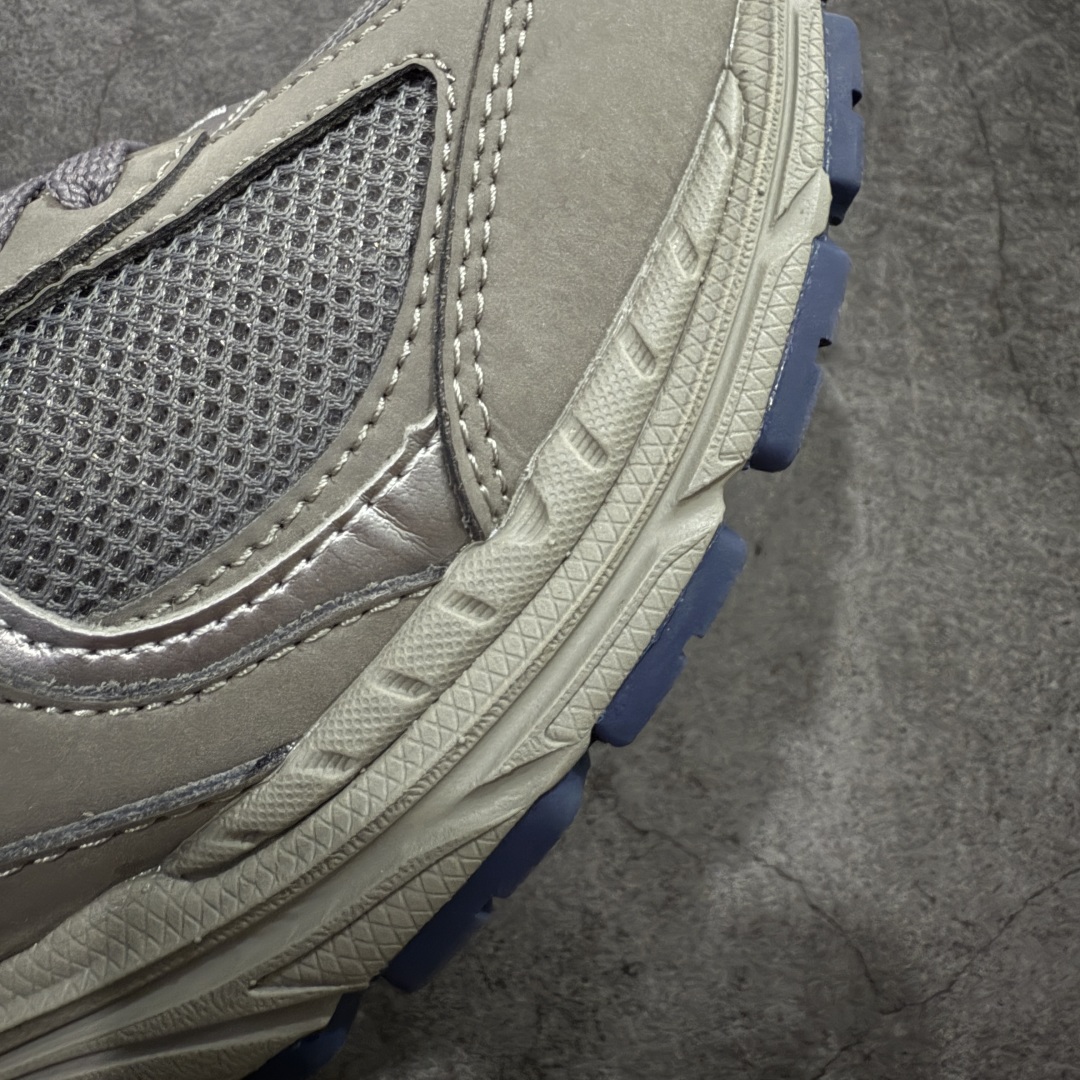 图片[5]-【BC纯原版】New Balance NB2002R系列 ML2002RA 全新版本 东莞大厂出品 市场第一梯队品质 绝对秒杀市场货 完美版型 正确组合大底 价格一步到位‼️ 全套原楦原纸板原厂数据开发 进口三明治网面 原装进口皮料正确绒感卡色 正确中底拉帮中底网布细节 原厂标裁 带紫光防伪 定制后跟透明水晶模块 冲裁组合 大底贴合程度胶水上色把控完美 整洁度挑战全网艺术家 多道序QC把关品质完善 匠心打造 耗时多月开发完成 工艺极其复杂难度可想而知 新开独立私模大底 正确六层组合大底 高端零售专供产物 尺码：36 37 37.5 38 38.5 39 40 40.5 41 42 42.5 43 44 45 46 47.5-选品中心