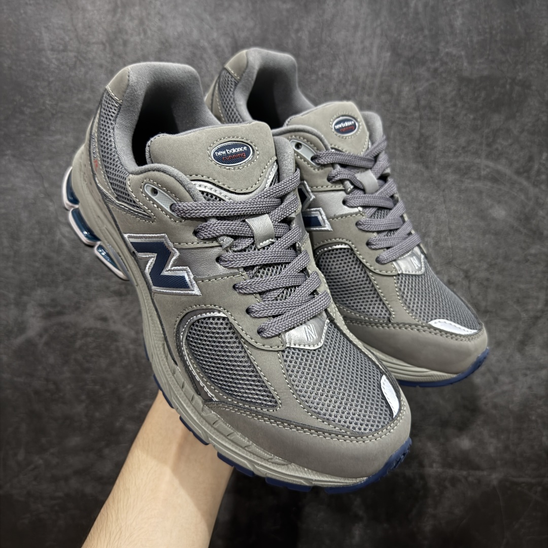 【BC纯原版】New Balance NB2002R系列 ML2002RA 全新版本 东莞大厂出品 市场第一梯队品质 绝对秒杀市场货 完美版型 正确组合大底 价格一步到位‼️ 全套原楦原纸板原厂数据开发 进口三明治网面 原装进口皮料正确绒感卡色 正确中底拉帮中底网布细节 原厂标裁 带紫光防伪 定制后跟透明水晶模块 冲裁组合 大底贴合程度胶水上色把控完美 整洁度挑战全网艺术家 多道序QC把关品质完善 匠心打造 耗时多月开发完成 工艺极其复杂难度可想而知 新开独立私模大底 正确六层组合大底 高端零售专供产物 尺码：36 37 37.5 38 38.5 39 40 40.5 41 42 42.5 43 44 45 46 47.5-选品中心