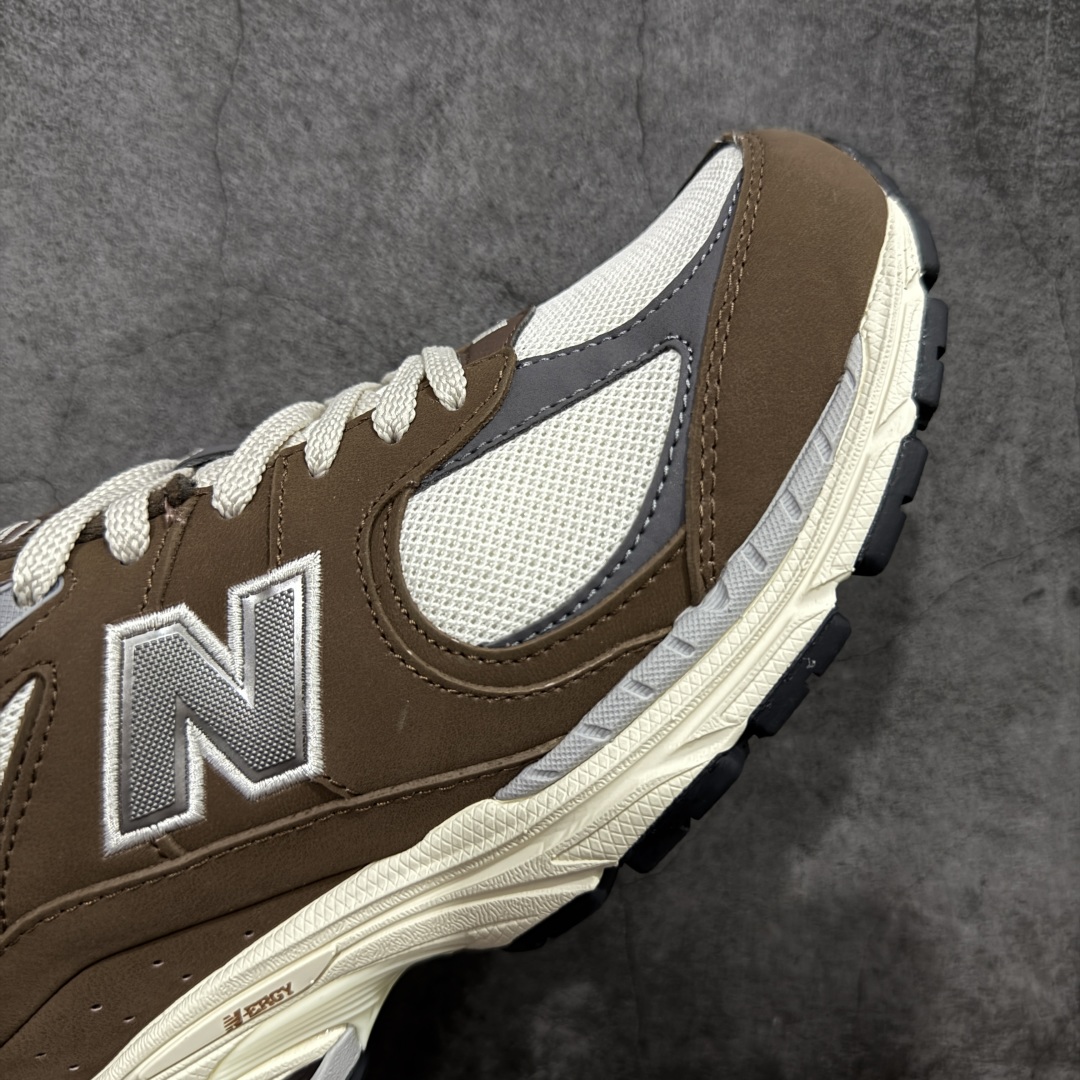 图片[6]-【BC纯原版】New Balance NB2002R系列 M2002RHS 全新版本 东莞大厂出品 市场第一梯队品质 绝对秒杀市场货 完美版型 正确组合大底 价格一步到位‼️ 全套原楦原纸板原厂数据开发 进口三明治网面 原装进口皮料正确绒感卡色 正确中底拉帮中底网布细节 原厂标裁 带紫光防伪 定制后跟透明水晶模块 冲裁组合 大底贴合程度胶水上色把控完美 整洁度挑战全网艺术家 多道序QC把关品质完善 匠心打造 耗时多月开发完成 工艺极其复杂难度可想而知 新开独立私模大底 正确六层组合大底 高端零售专供产物 尺码：36 37 37.5 38 38.5 39 40 40.5 41 42 42.5 43 44 45 46 47.5-选品中心