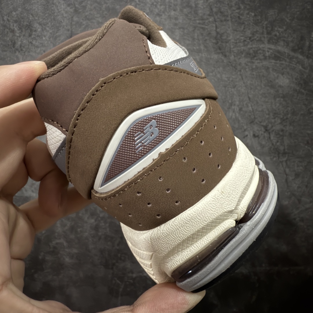 图片[2]-【BC纯原版】New Balance NB2002R系列 M2002RHS 全新版本 东莞大厂出品 市场第一梯队品质 绝对秒杀市场货 完美版型 正确组合大底 价格一步到位‼️ 全套原楦原纸板原厂数据开发 进口三明治网面 原装进口皮料正确绒感卡色 正确中底拉帮中底网布细节 原厂标裁 带紫光防伪 定制后跟透明水晶模块 冲裁组合 大底贴合程度胶水上色把控完美 整洁度挑战全网艺术家 多道序QC把关品质完善 匠心打造 耗时多月开发完成 工艺极其复杂难度可想而知 新开独立私模大底 正确六层组合大底 高端零售专供产物 尺码：36 37 37.5 38 38.5 39 40 40.5 41 42 42.5 43 44 45 46 47.5-选品中心