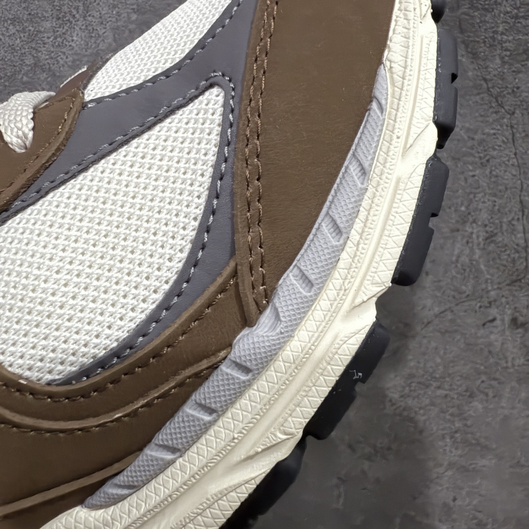 图片[5]-【BC纯原版】New Balance NB2002R系列 M2002RHS 全新版本 东莞大厂出品 市场第一梯队品质 绝对秒杀市场货 完美版型 正确组合大底 价格一步到位‼️ 全套原楦原纸板原厂数据开发 进口三明治网面 原装进口皮料正确绒感卡色 正确中底拉帮中底网布细节 原厂标裁 带紫光防伪 定制后跟透明水晶模块 冲裁组合 大底贴合程度胶水上色把控完美 整洁度挑战全网艺术家 多道序QC把关品质完善 匠心打造 耗时多月开发完成 工艺极其复杂难度可想而知 新开独立私模大底 正确六层组合大底 高端零售专供产物 尺码：36 37 37.5 38 38.5 39 40 40.5 41 42 42.5 43 44 45 46 47.5-选品中心