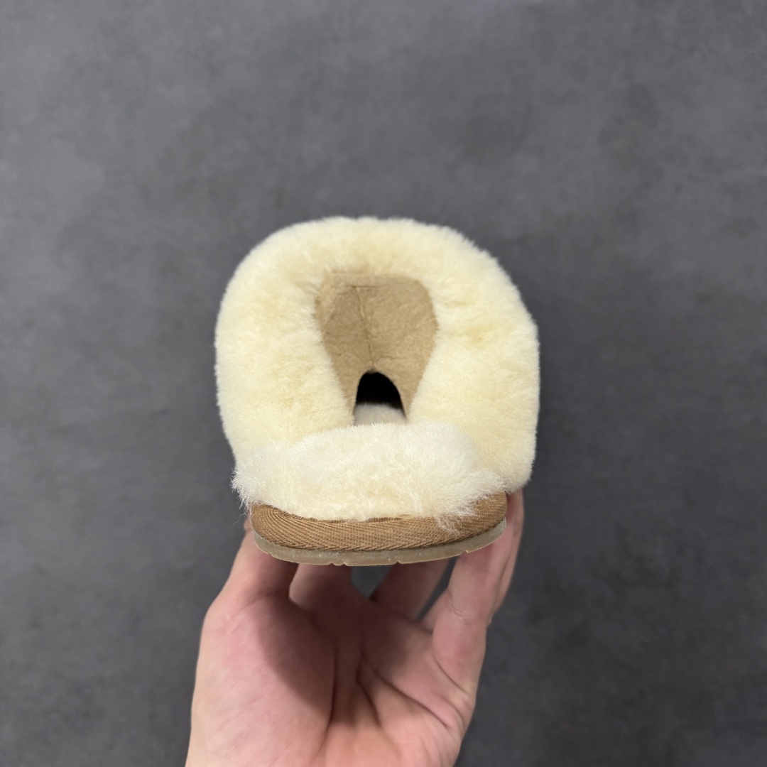 图片[4]-【莞产X1版本】 市面顶级版本 UGG 6872 星拖薄底 小红书爆款 广州外贸大厂生产 鞋头到鞋垫真羊皮毛一体 独立外盒包装 芯片 带防水工艺 区别市面任何版本 5cm厚底 独立原版开发大底 羊绒鞋垫 冬季保暖外出 家居都是很适合的选择 进年uug推出款式系列 局部偏向年轻消费者喜好 也走到时尚潮流穿搭的前沿 鞋身材质 防泼水涂层翻毛皮鞋面 17毫米UGGPURE™植入式羊毛内底 轻便防滑舒适橡胶外底 带有品牌LOGO商标 带全套包装 尺码： 35-40-选品中心