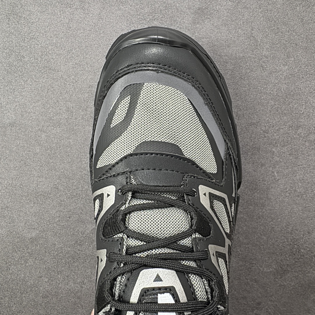 图片[8]-【公司级】Ecco爱步 BIOM2.2 TRAIL系列舒适圆头系带防水低帮徒步鞋 ECCO以三大核心特征为依托：北欧设计风格、鞋履制作、积极的生活方式。北欧设计风格：北欧设计特点是独特、有格调、实用和简约，并且品质优良。鞋履制作：ECCO钟爱鞋履制作以及一切与鞋履制作相关的事物。积极的生活方式：ECCO的创始人希望制作出的鞋履无需磨合，即可完美贴合脚型，帮助人们享受行走的乐趣。ECCO的成功源自其产品质量和创新的技术水平，恪守“鞋遵循双足”的设计理念，将的舒适度和风格融为一体。ECCO跑遍全世界寻找创新的原料。从制革制鞋一体化的设置，源头上控制皮革质量，确保对人体无害。 尺码：38 39 40 41 42 43 44 （皮鞋码）-选品中心