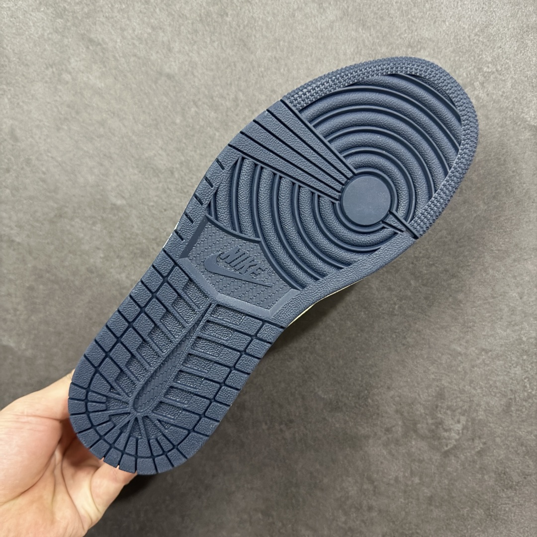 图片[9]-【定制版】Air Jordan 1 Low supreme 联名 高端定制 低帮复古篮球鞋  #定制鞋盒 大厂纯原品质出货 超高清洁度 皮料切割干净无任何毛边 细节完美 货号： XD0798-308  尺码：36 36.5 37.5 38 38.5 39 40 40.5 41 42 42.5 43 44 44.5 45 编码：HXSB330340-选品中心