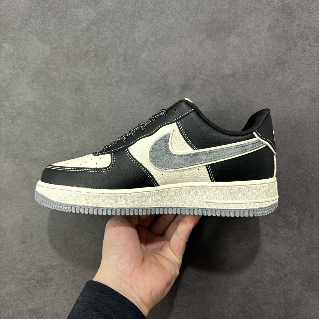 图片[2]-【定制版】Nike Air Force 1\’07 Low 斯图西联名 米灰黑织标 空军一号低帮休闲板鞋  #定制皮料 原厂3D打印 定制鞋盒 原楦原纸板 纯正空军版型 内置全掌气垫 货号：DF0188-102  尺码：36 36.5 37.5 38 38.5 39 40 40.5 41 42 42.5 43 44 44.5 45-选品中心