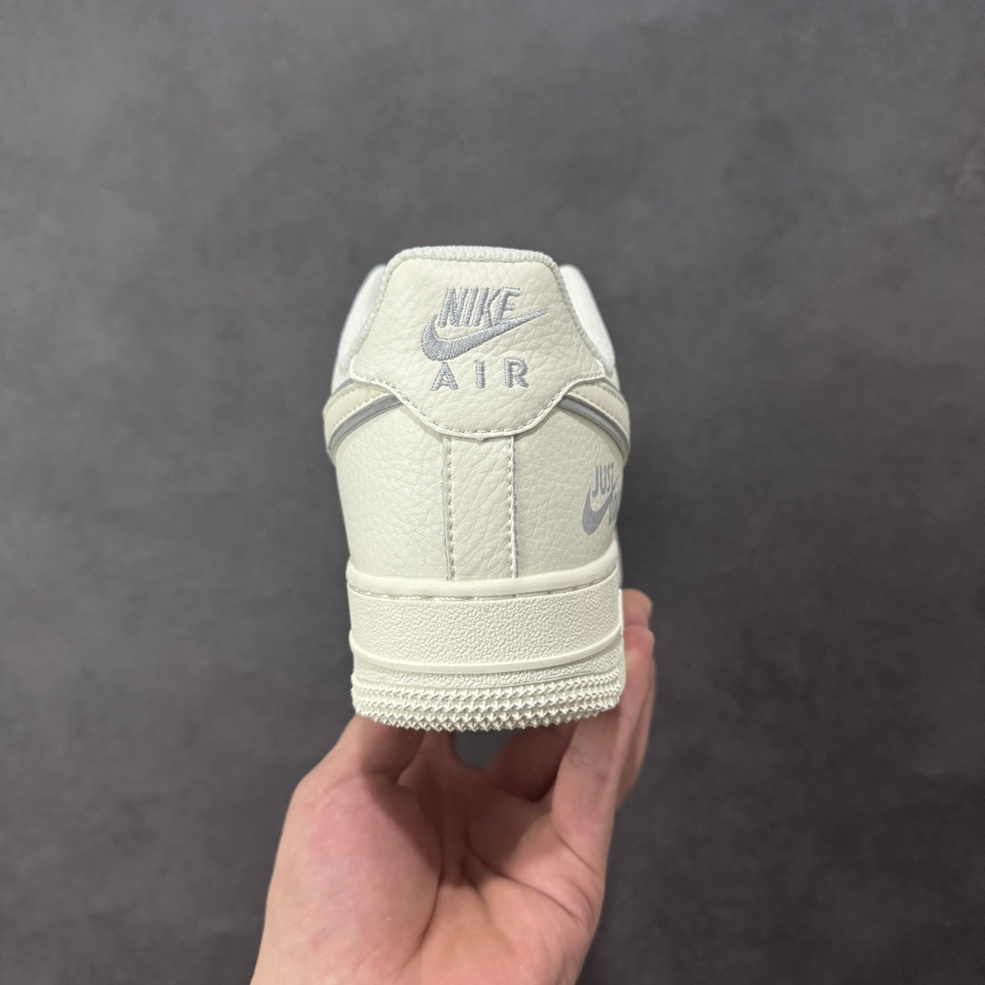 图片[4]-【定制版】NIke Air Force 1 \’07 Low “红标Justdoit”空军一号 低帮 运动休闲鞋 折边针车 工艺难度大 原楦头原纸板 原装鞋盒 定制五金配件 内置全掌气垫 原厂鞋底 货号：CS5288-043 尺码：36 36.5 37.5 38 38.5 39 40 40.5 41 42 42.5 43 44 44.5 45 编码：HXSA310320-选品中心