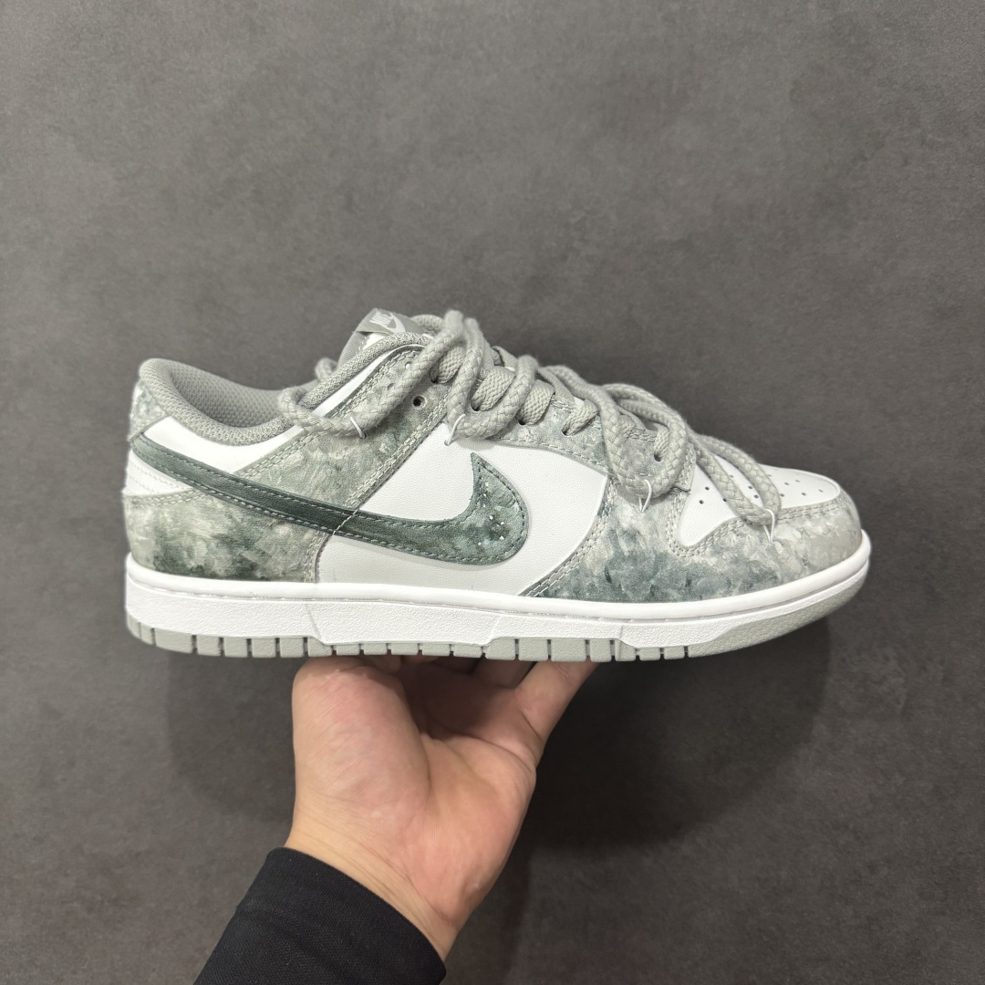 【YC纯原】Nike SB Dunk Low 绑带 周年高端定制 低帮休闲板鞋 凝灰纪元 HF5441-105  #定制鞋盒 大厂纯原品质出货 超高清洁度 皮料切割干净无任何毛边 细节完美   尺码：40 40.5 41 42 42.5 43 44 44.5 45 46 编码：HXSB330340-选品中心