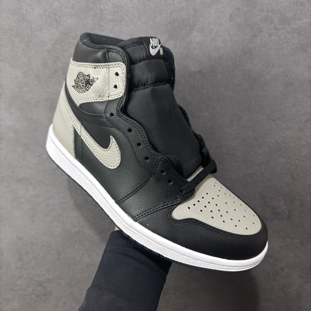 图片[3]-【头层BC版】Nike Air Jordan aj1 Retro High OG “影子灰”百搭休闲文化运动篮球鞋 口碑AJ大厂出品 全系列原楦原纸板开发 原厂头层皮料加持 原厂定型后跟完美效果 裁片超高清洁度 针车 细节到位 性价比十足💪🏻 货号：555088-013 尺码：40-47.5（半）-选品中心
