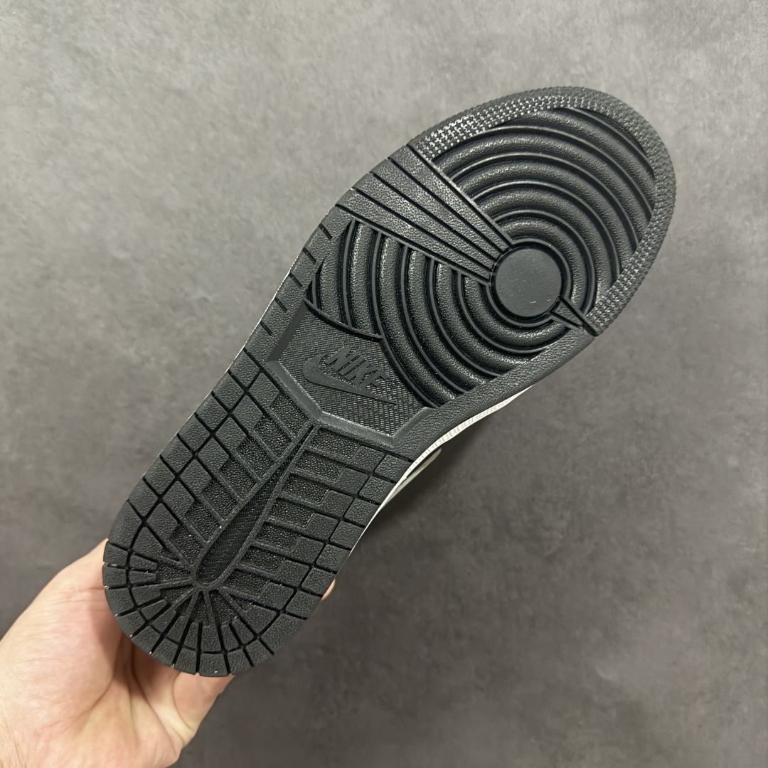 图片[9]-【头层BC版】Nike Air Jordan aj1 Retro High OG “影子灰”百搭休闲文化运动篮球鞋 口碑AJ大厂出品 全系列原楦原纸板开发 原厂头层皮料加持 原厂定型后跟完美效果 裁片超高清洁度 针车 细节到位 性价比十足💪🏻 货号：555088-013 尺码：40-47.5（半）-选品中心