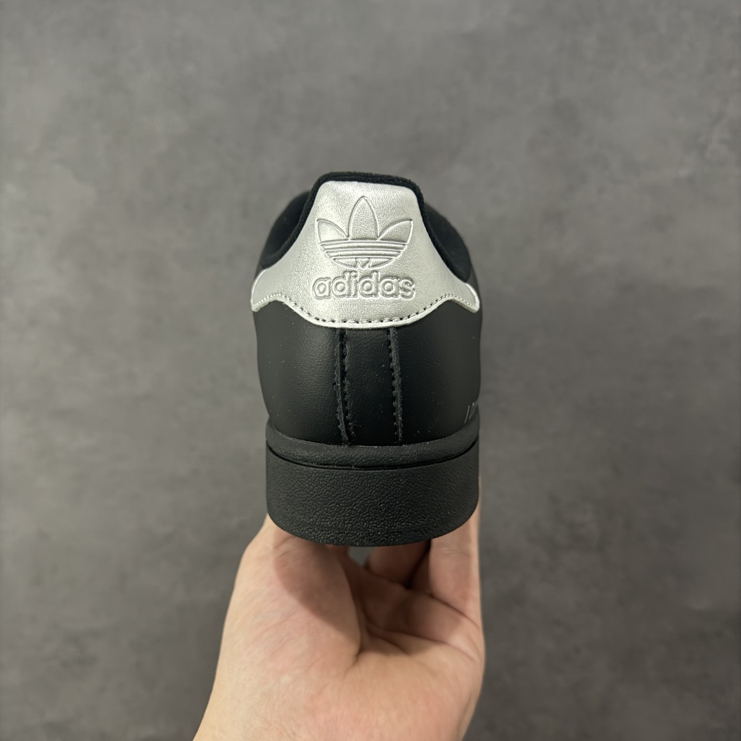 图片[4]-【公司级】Adidas Originals Superstar 2025全新版本 贝壳头官方同步 渠道正品订单 诠释市场最高工艺水平 贝壳头经典小白板鞋 专柜上架同步配色 全鞋进口头层皮料打造。区别市面普通真标版本，进出专柜无压力 货号：JI0079 lt 尺码：35-40-选品中心