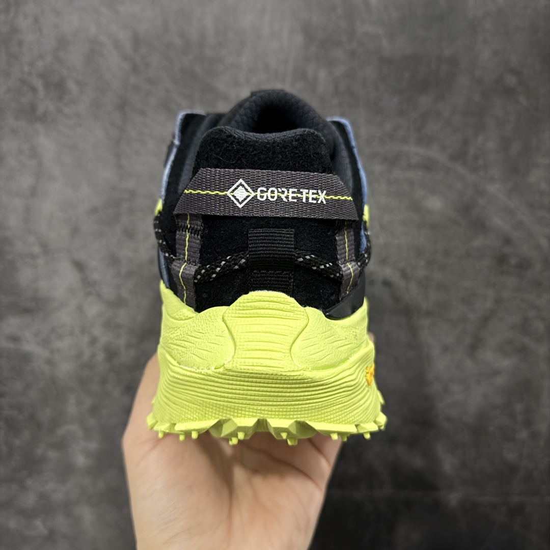 图片[4]-【绿x纯原】可隆KOLON SPORT LITCAMP MEGA 时尚舒适 低帮 户外防水功能鞋 男女同款 防水支撑轻便回弹 低帮徒步鞋 广东纯原大厂出品 纯原版本👏 脚感软到像踩云朵☁️—鞋面柔软贴合脚型 走石子路也不硌脚 防滑V黄金大底纹路深似锯齿，泥地、陡坡都稳稳拿捏 下雨天也不怕打滑 黑色耐脏又百搭 日常穿去上班是低调质感 进山徒步是可靠装备，从城市到山野，一双鞋承包所有 “出走计划” 尺码：36.5-46-选品中心