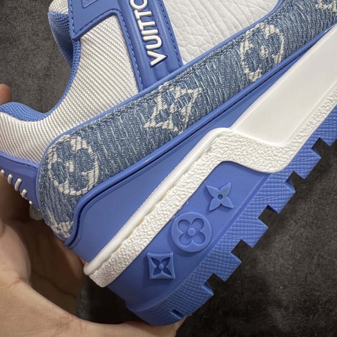 图片[3]-【PK纯原版】Louis Vuitton 路易威登 LV Trainer Maxi 小胖丁系列面包鞋 白蓝牛仔胖丁 海淘代购同渠道品质 高端零售 外贸充正专供 原版购入开发 ZP级全套包装 完美楦型 正确卡色 大底TPU 质感媲美原版 细节与原版一致 请注意区分市面通货材 尺码：39 40 41 42 43 44 45 46-选品中心