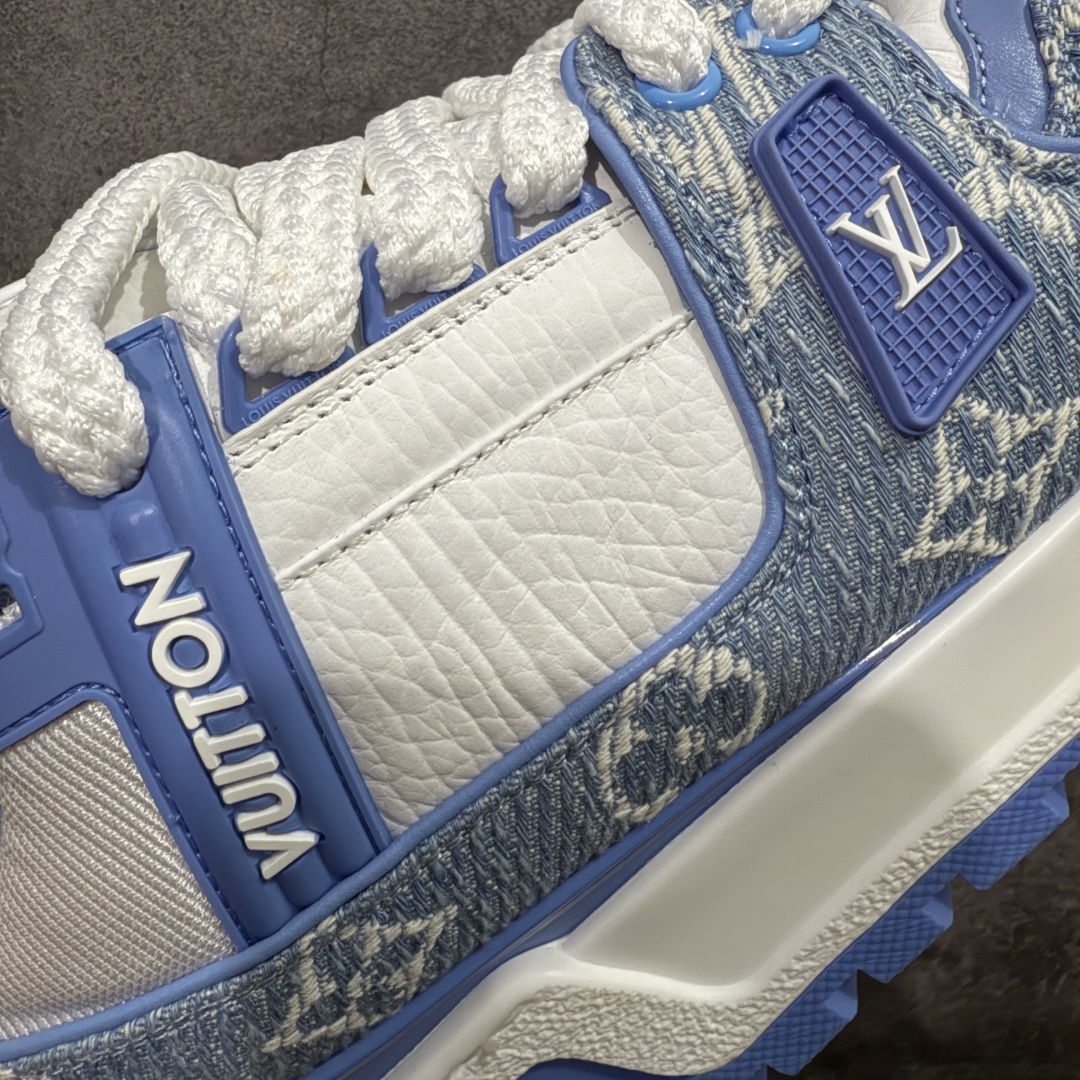 图片[4]-【PK纯原版】Louis Vuitton 路易威登 LV Trainer Maxi 小胖丁系列面包鞋 白蓝牛仔胖丁 海淘代购同渠道品质 高端零售 外贸充正专供 原版购入开发 ZP级全套包装 完美楦型 正确卡色 大底TPU 质感媲美原版 细节与原版一致 请注意区分市面通货材 尺码：39 40 41 42 43 44 45 46-选品中心