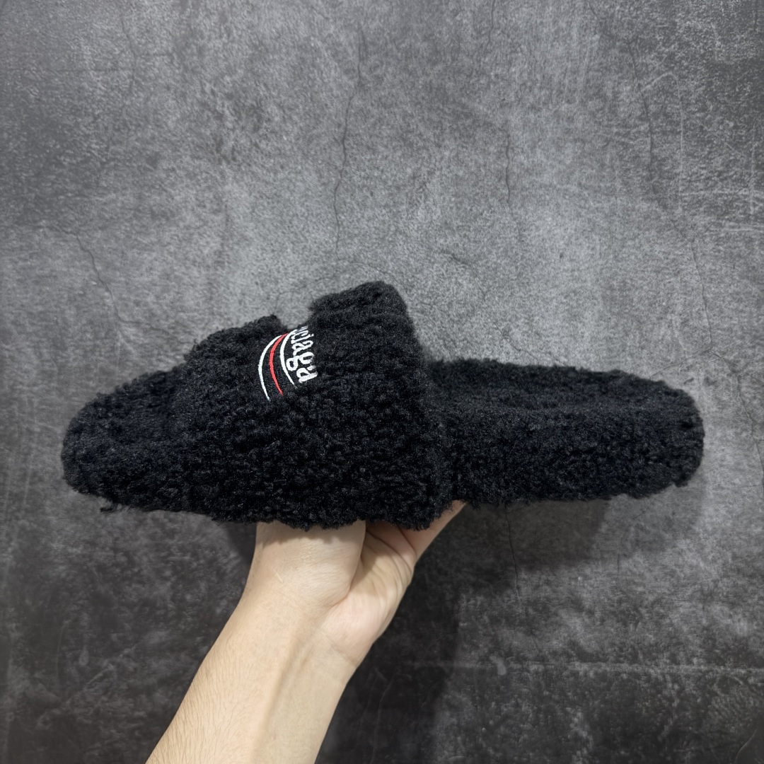 图片[2]-【顶级外贸版本】Balenciaga 巴黎世家 顶级专柜 秋冬限定 巴黎世家羊毛毛拖拖鞋 巴黎时装周新款 小红书推荐 原版开模 代购版本 进口小羊毛 原版字母拼色 原版私膜发泡大底 全套专柜包装 尺码：35 36 37 38 39 40 41 42 43 44 45-选品中心