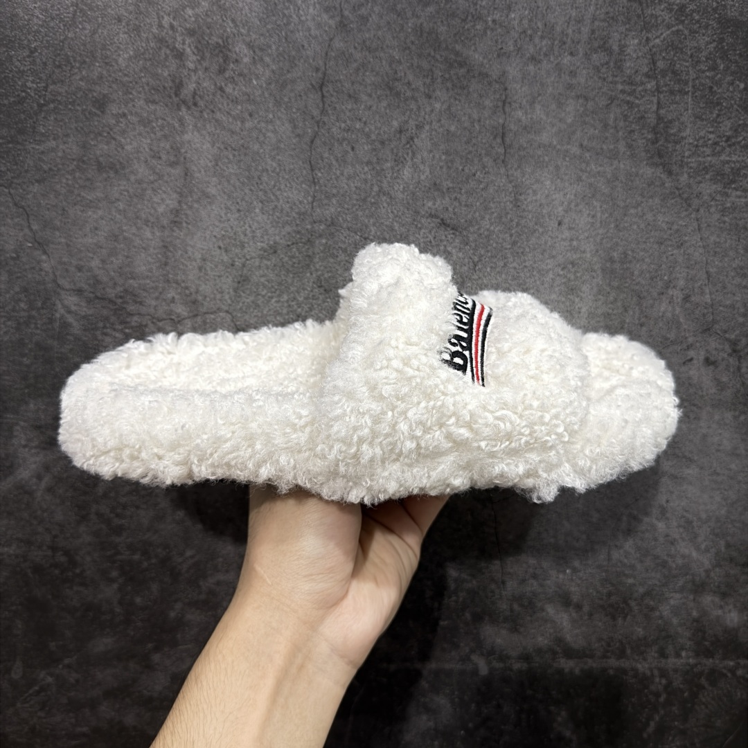 【顶级外贸版本】Balenciaga 巴黎世家 顶级专柜 秋冬限定 巴黎世家羊毛毛拖拖鞋 巴黎时装周新款 小红书推荐 原版开模 代购版本 进口小羊毛 原版字母拼色 原版私膜发泡大底 全套专柜包装 尺码:35 36 37 38 39 40 41 42 43 44 45-选品中心