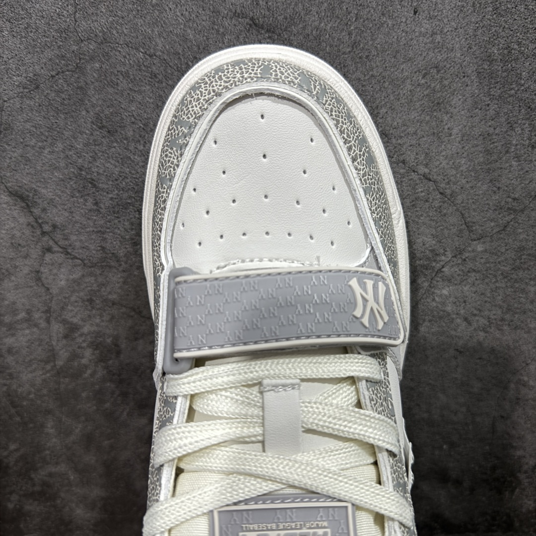 图片[5]-【纯原升级版】韩国洋基队NY大标潮流老爹鞋 MLB小白鞋市面上唯一顶级纯原版本 原材料打造 原楦原档案数据开发版型 完美鞋头弧度/后套收口效果🆚市面文案版本‼️ 原厂立体填充鞋舌海绵 中底注胶孔原数据开发模具大底 原厂转印标 保证不掉字 内增高6cm 原厂1：1模具开发 原厂进口纳米材质 原厂 全套手提袋 原盒雷射防伪标包装 天猫订单品质 官网尺码35 36 36.5 37.5 38 38.5 39 40 40.5 41 42 42.5 43 44 44.5 45-选品中心