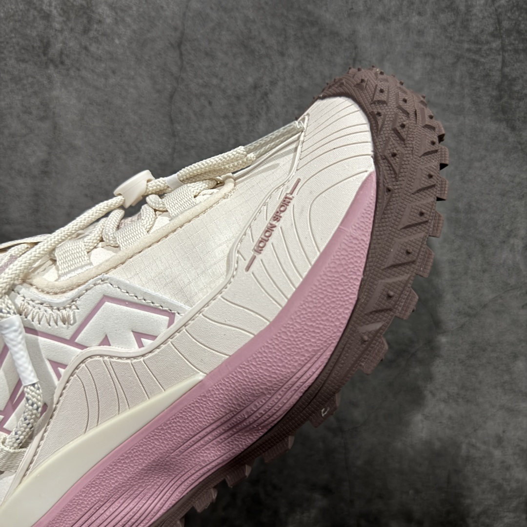 图片[6]-【绿x纯原】可隆KOLON SPORT LITCAMP MEGA 时尚舒适 低帮 户外防水功能鞋 男女同款 防水支撑轻便回弹 低帮徒步鞋 广东纯原大厂出品 纯原版本👏 脚感软到像踩云朵☁️—鞋面柔软贴合脚型 走石子路也不硌脚 防滑V黄金大底纹路深似锯齿，泥地、陡坡都稳稳拿捏 下雨天也不怕打滑 黑色耐脏又百搭 日常穿去上班是低调质感 进山徒步是可靠装备，从城市到山野，一双鞋承包所有 “出走计划” 尺码：36.5-46-选品中心