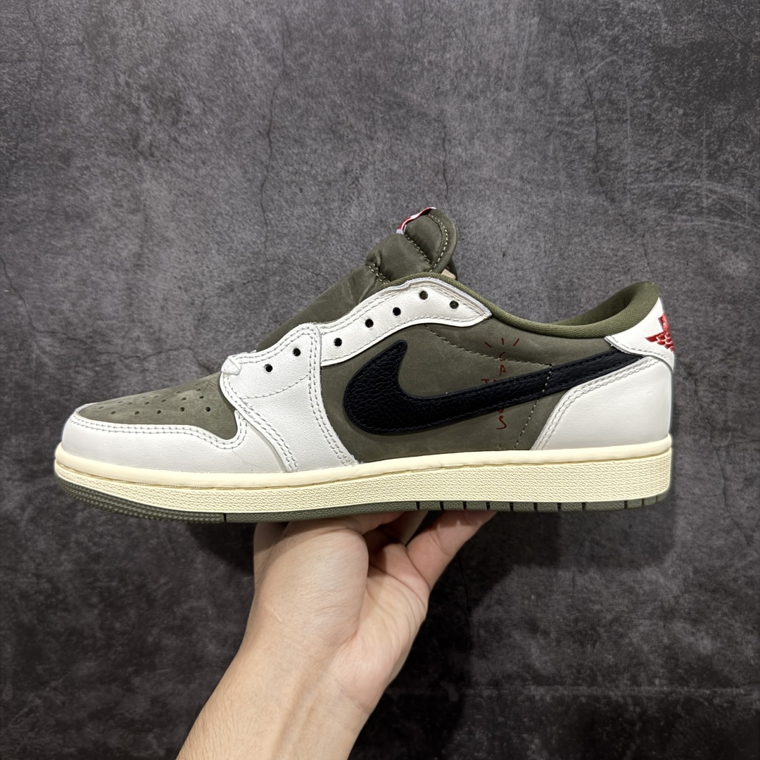 图片[2]-【原厂版】Air Jordan 1 x Travis Scott AJ1 x TS联名绿黑倒钩低帮 DM7866-200 超级强悍品质 可对比市场各大纯原版本 专业aj大厂出品 对细节的把控毋庸置疑 材料也是用最接近原鞋的头层皮料 所有地方都没有做到减配 原厂鞋楦打造完美鞋型 整体鞋型以及后跟做的弧度做的非常好 鞋带为原厂打蜡鞋带 粗细程度同步原鞋 裁片清洁度到位 无明显瑕疵毛边 免修产品 正确针车 该重针 该有尖角的地方都有做到 鞋价格非常香 转手可闭眼卖高价 到手各位就知道货有多好 绝对秒杀一切同价格货品 尺码：36-47.5-选品中心